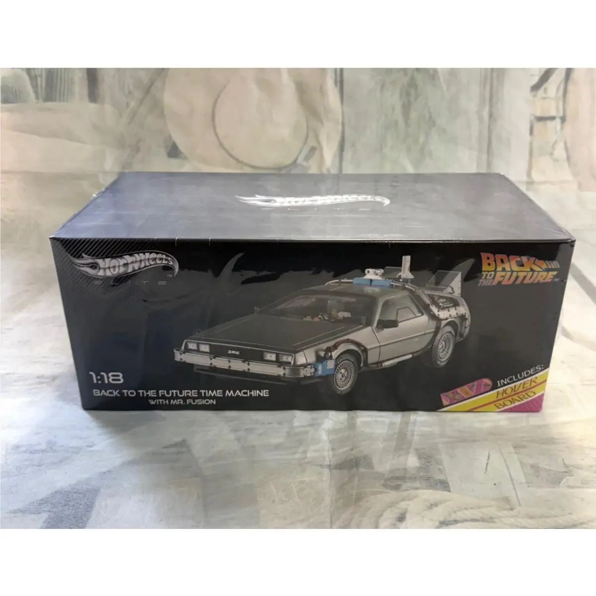 Hot Wheels Elite 1:18 Back to The Future Time Machine with Mr. Fusion