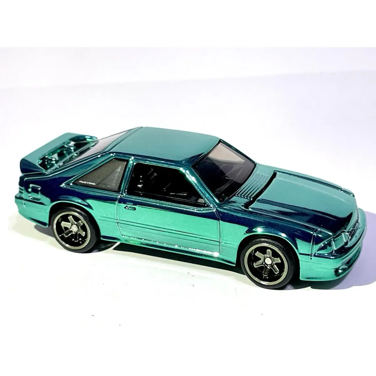 Hot Wheels 1993 Ford Mustang Cobra R - Custom Made / Spectra Flame Green