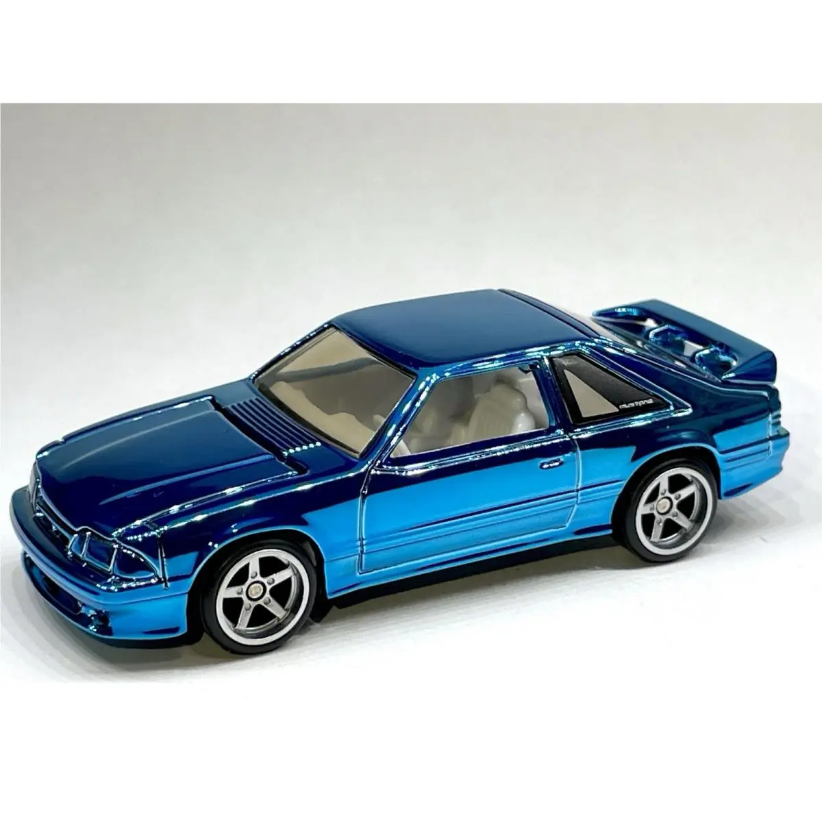 Hot Wheels 1993 Ford Mustang Cobra R Spectraflame Blue - Custom Made ⬜