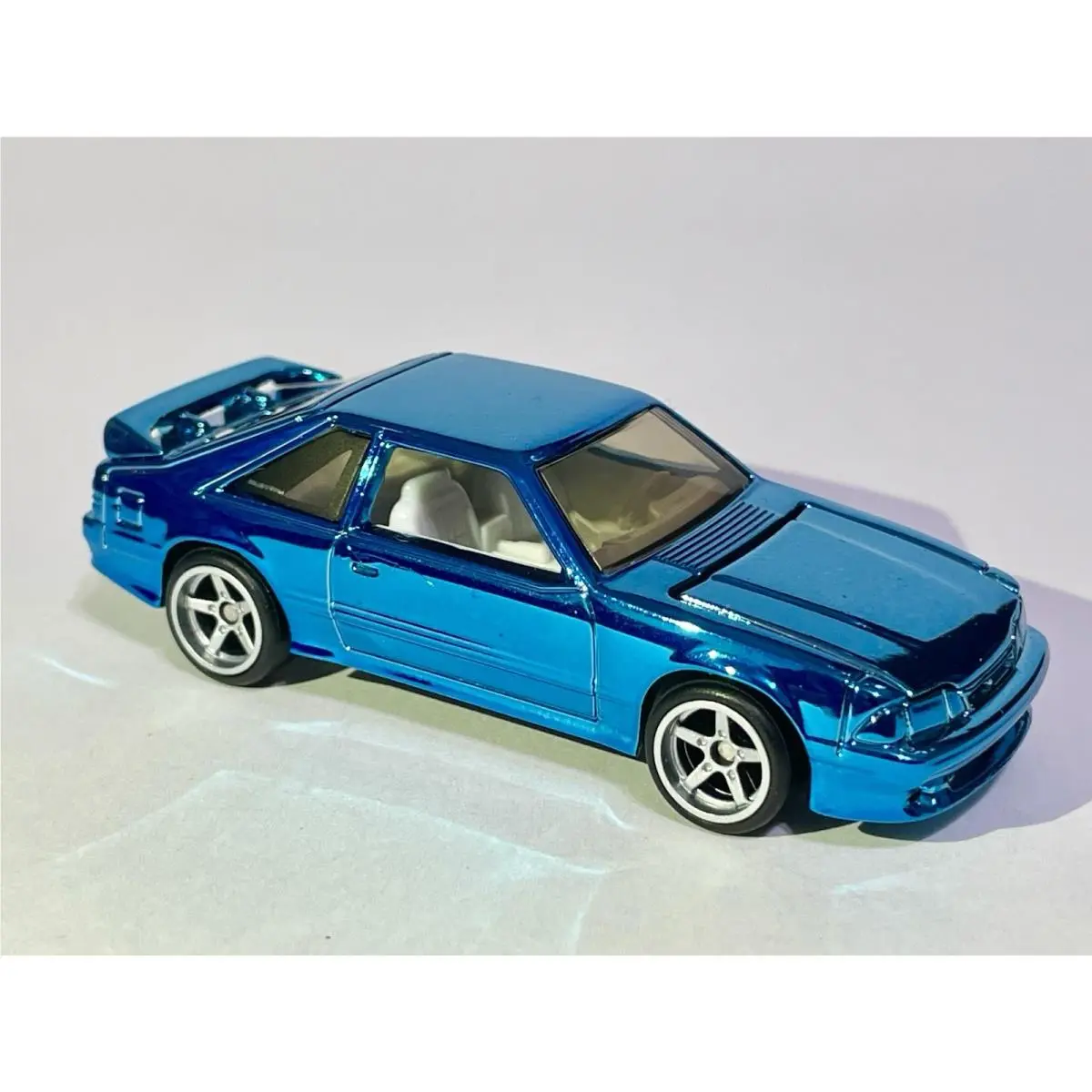 Hot Wheels 1993 Ford Mustang Cobra R Spectraflame Blue - Custom Made ⬜