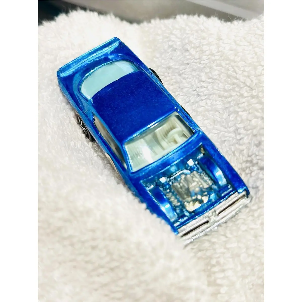 Vintage Hot Wheels Redline 1970 Blue King Kuda White Interior Clean 6