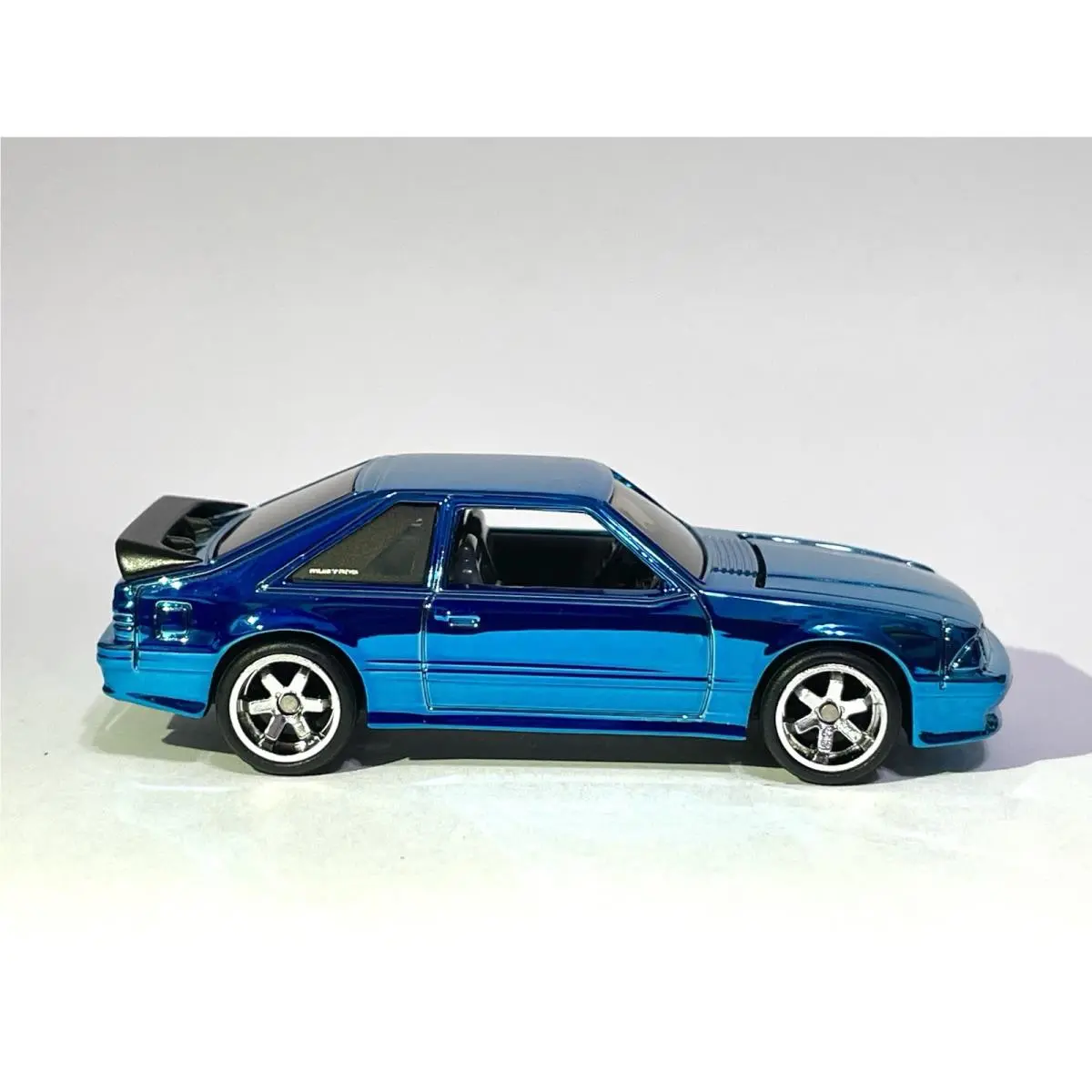 Hot Wheels 1993 Ford Mustang Cobra R - Custom Made / Ice Blue ⬜