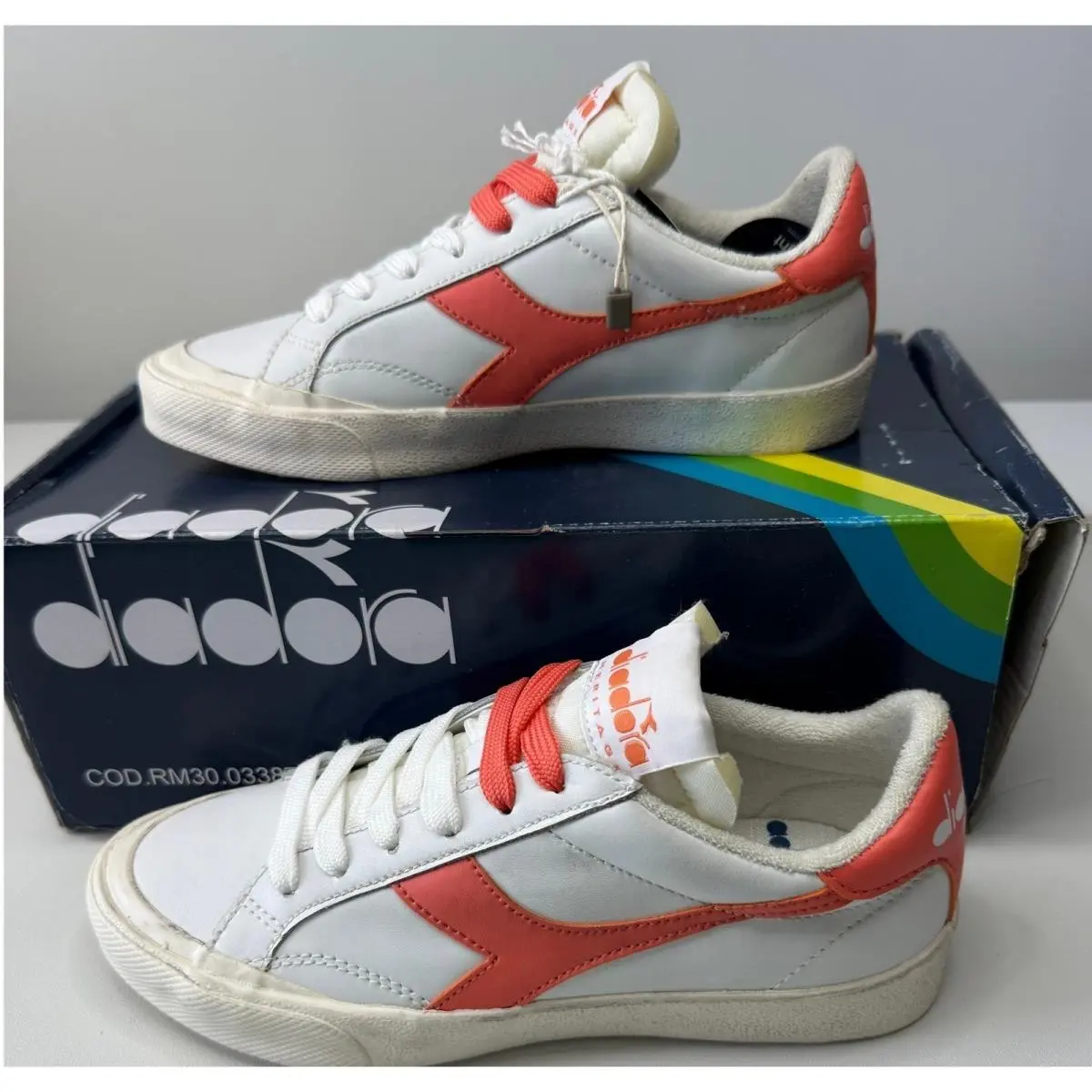 Diadora Heritage Melody Leather Dirty Coral White Sneakers Womens Size 5.5