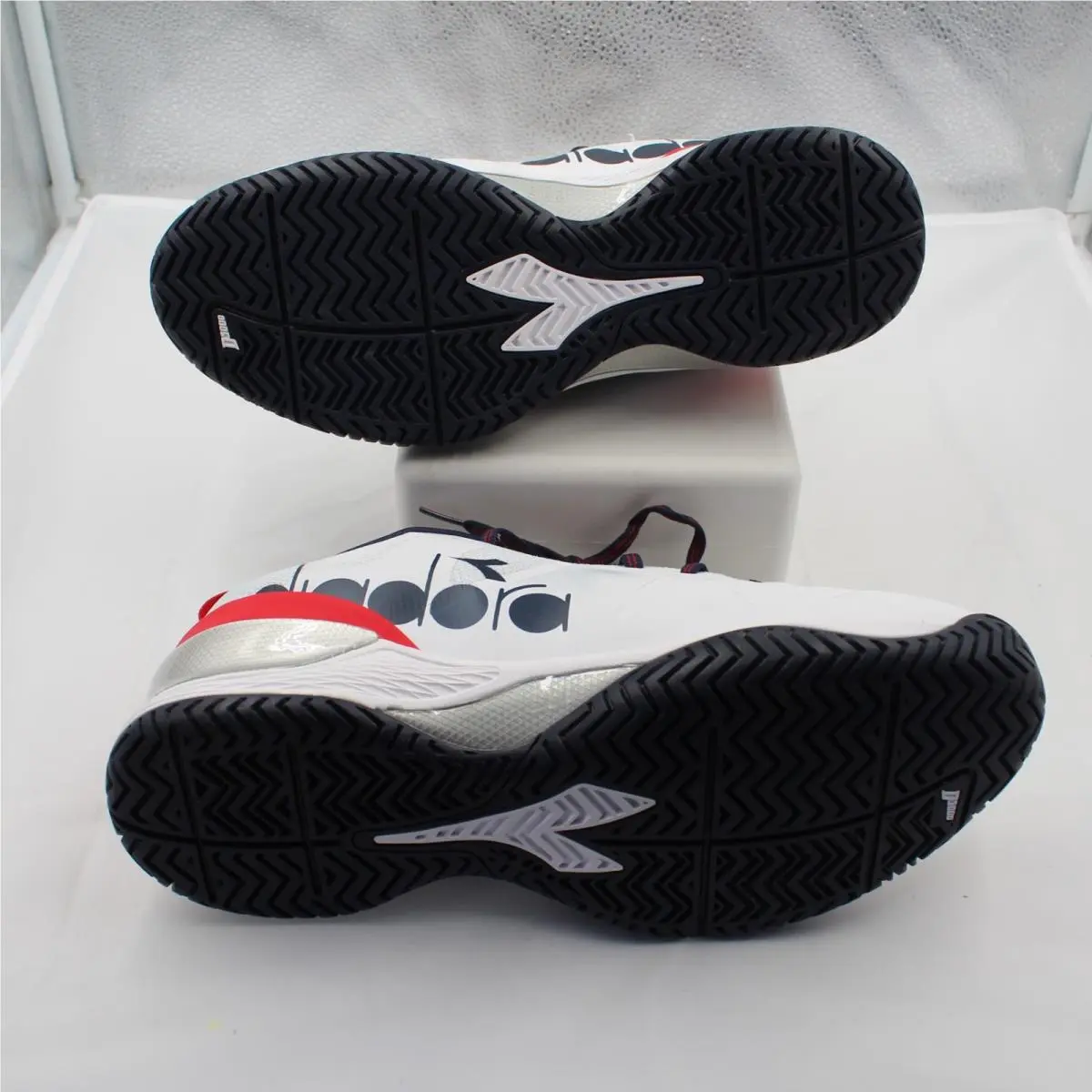 Diadora shoes - Diadora Blushield Torneo 2 AG - 179502 - White 4