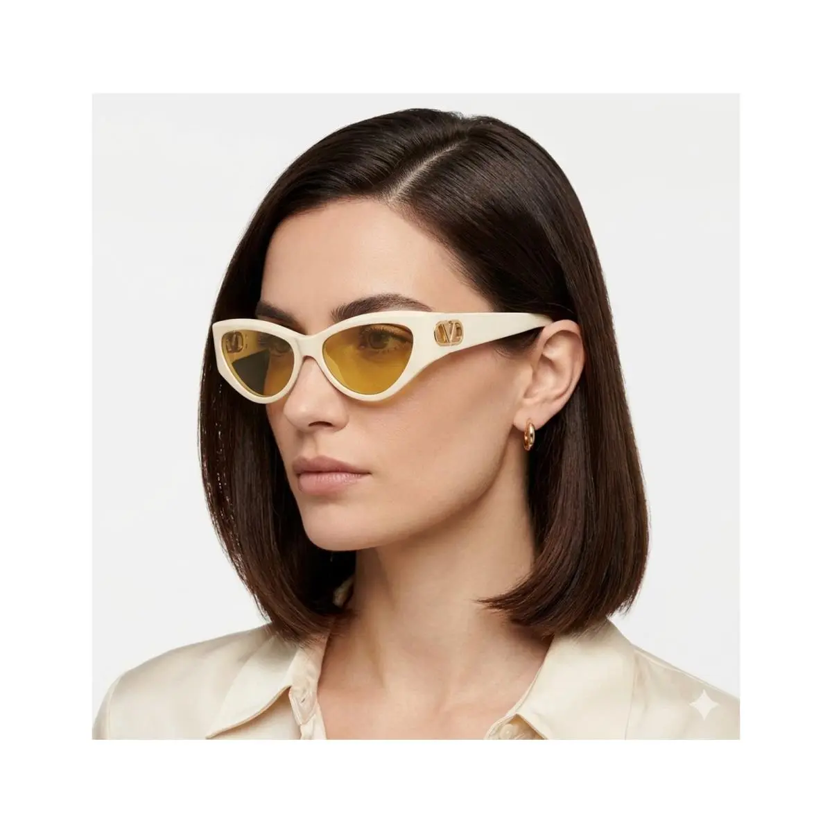 VG0014S-004 Sunglasses 54mm by Valentino