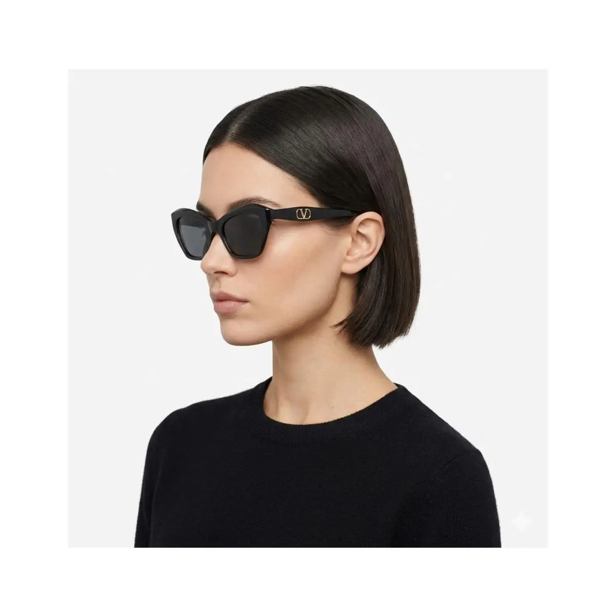 VG0009S-001 Sunglasses 52mm by Valentino