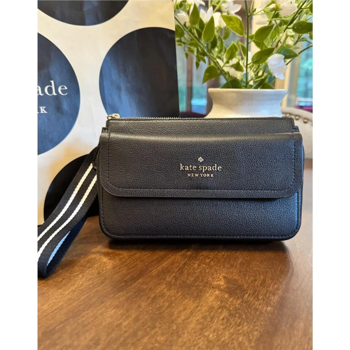 Kate Spade Rosie Black Medium Flap Wristlet Pebbled Leather KA650