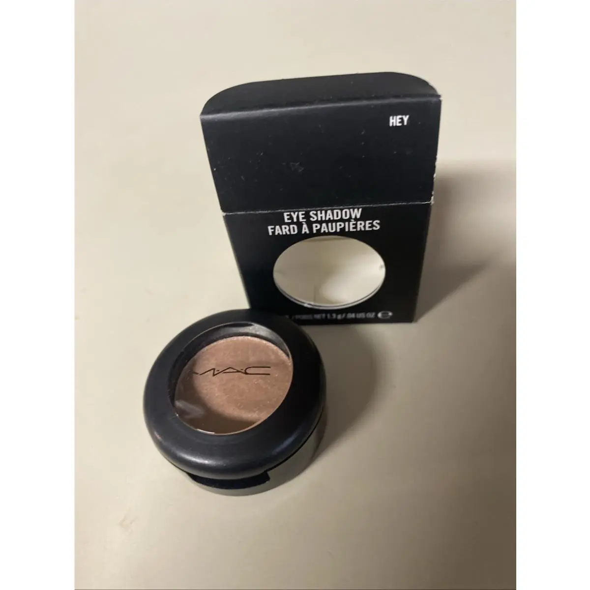 Mac Veluxe Pearl Eyeshadow Hey 1.3g Very Rare