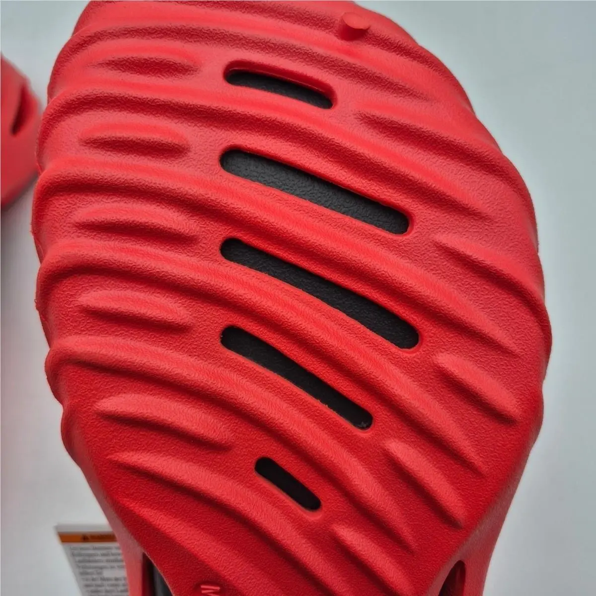 Crocs shoes - 210521-7AH - 210521-7AH - Red (UPC: 198445305627) 7