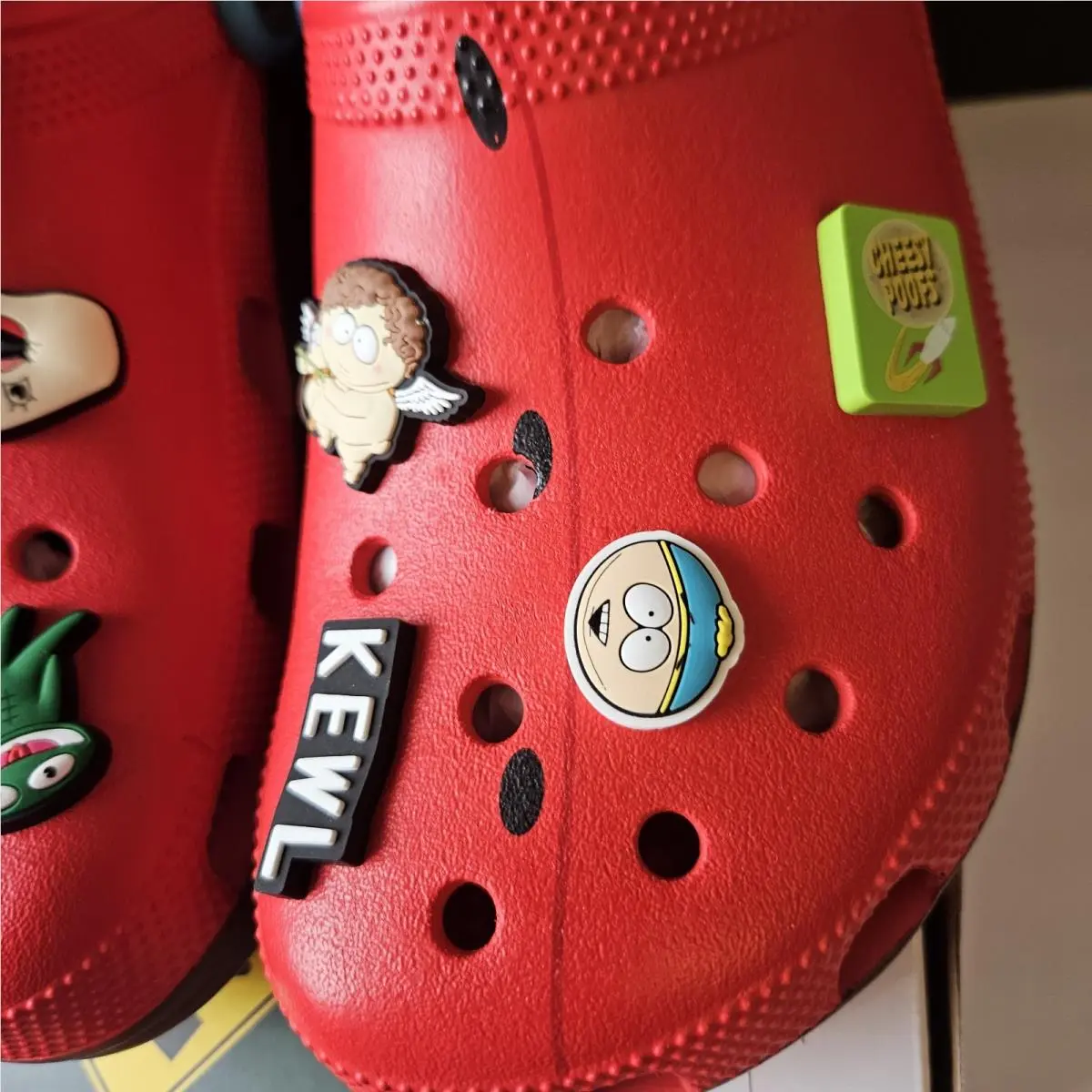 Crocs shoes - South Park - South Park - Red (UPC: 198445242618) 4