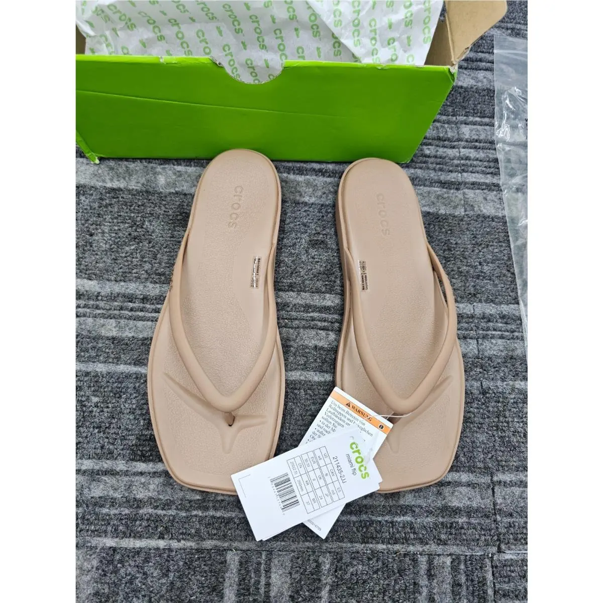 Crocs shoes - 211435-2JJ - 211435-2JJ - Brown (UPC: 198445185649) 0