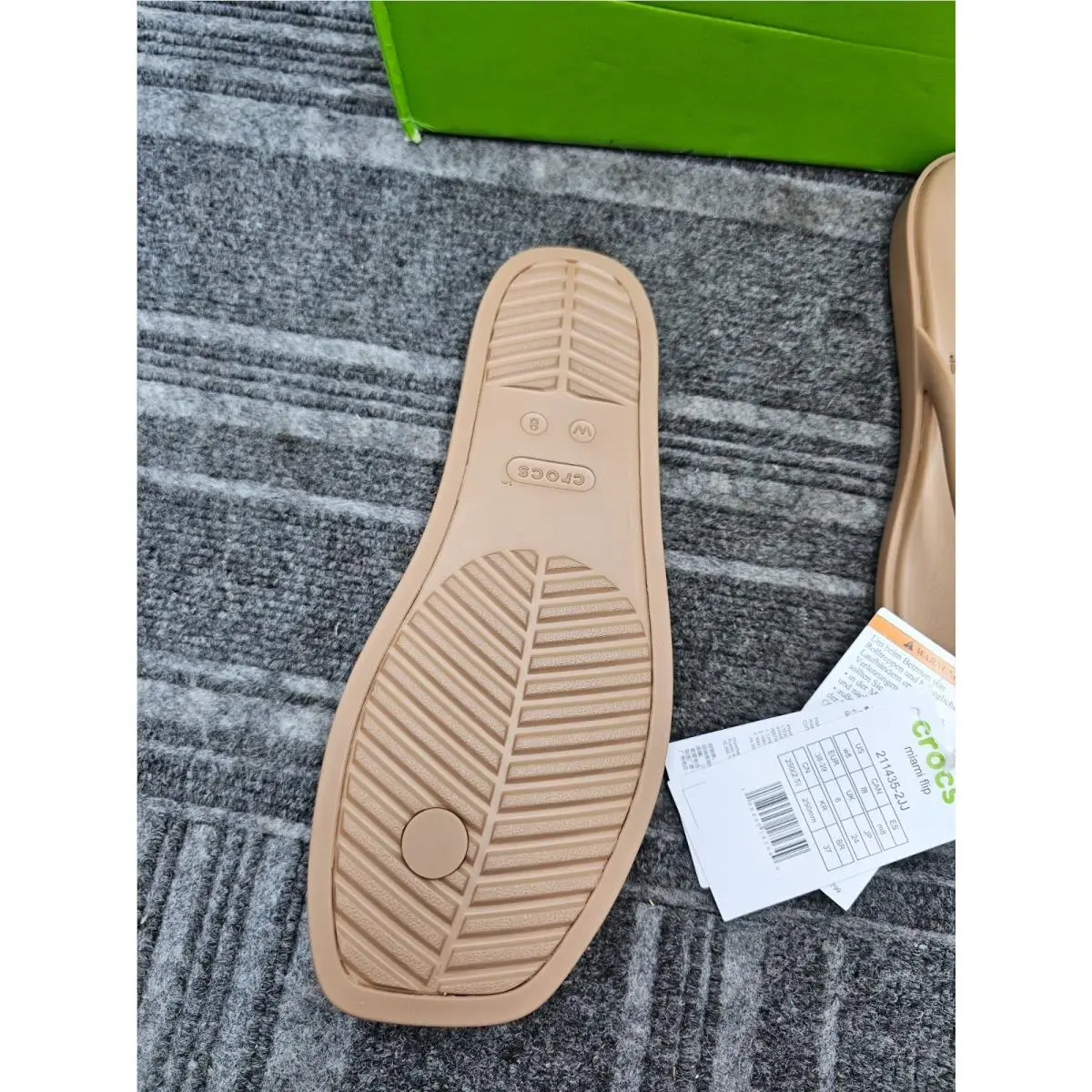Crocs shoes - 211435-2JJ - 211435-2JJ - Brown (UPC: 198445185649) 4