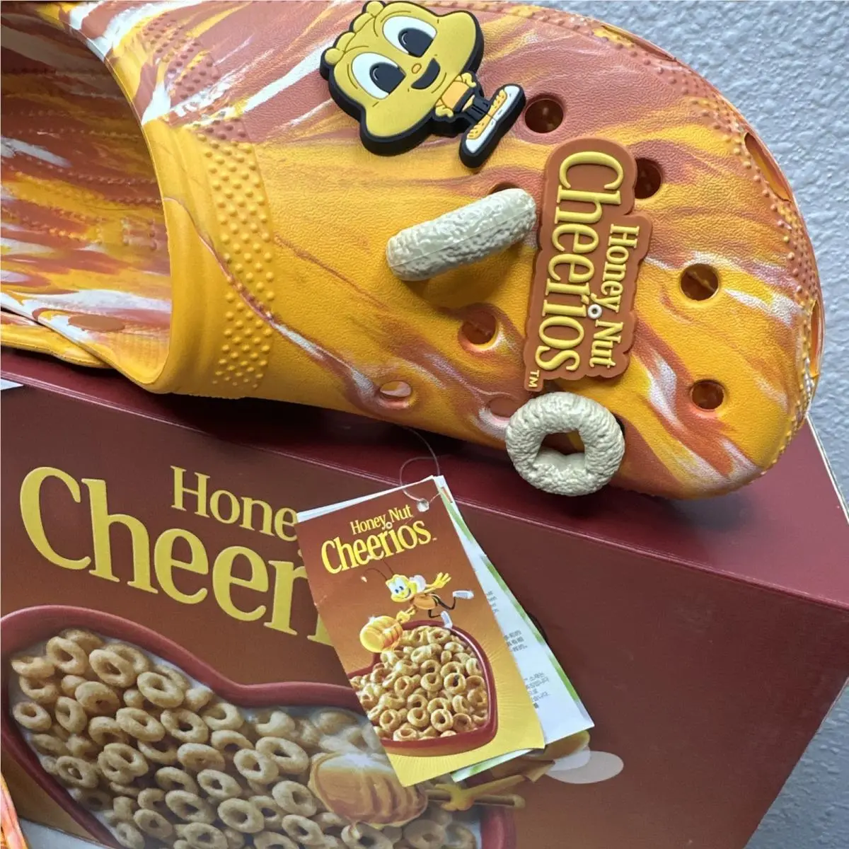 Crocs shoes - Crocs Classic Honey Nut Cheerios - Yellow 1