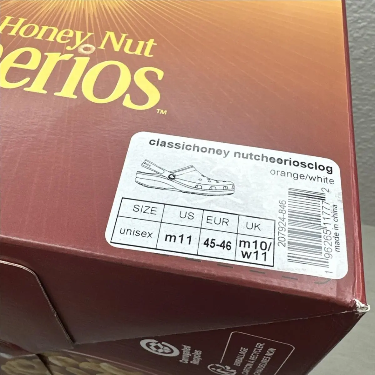Crocs shoes - Crocs Classic Honey Nut Cheerios - Yellow 3