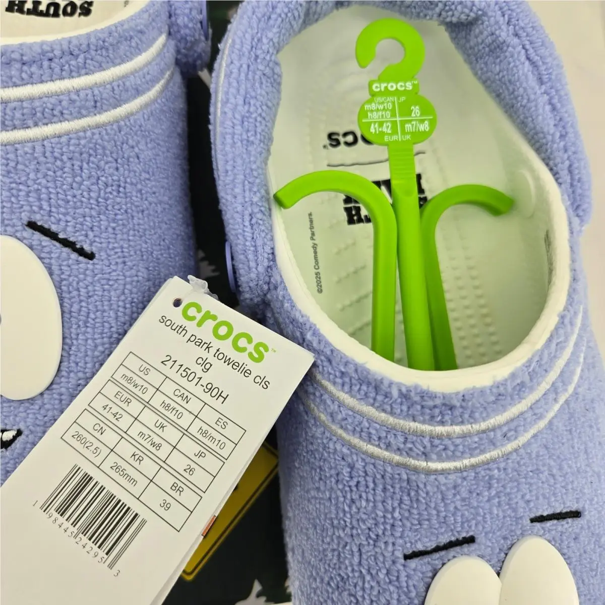 Crocs shoes - South Park Towelie Classic Clog - Purple 3