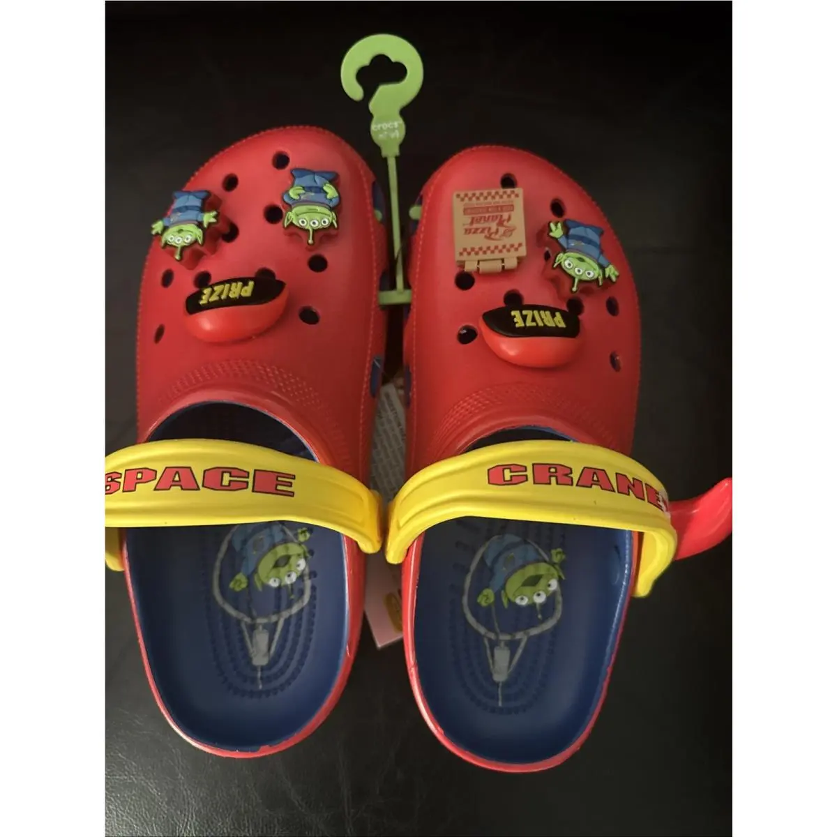 Disney Crocs Shoes Toy Story Pizza Planet Aliens Light Up Woman’s Size 9 Men’s7