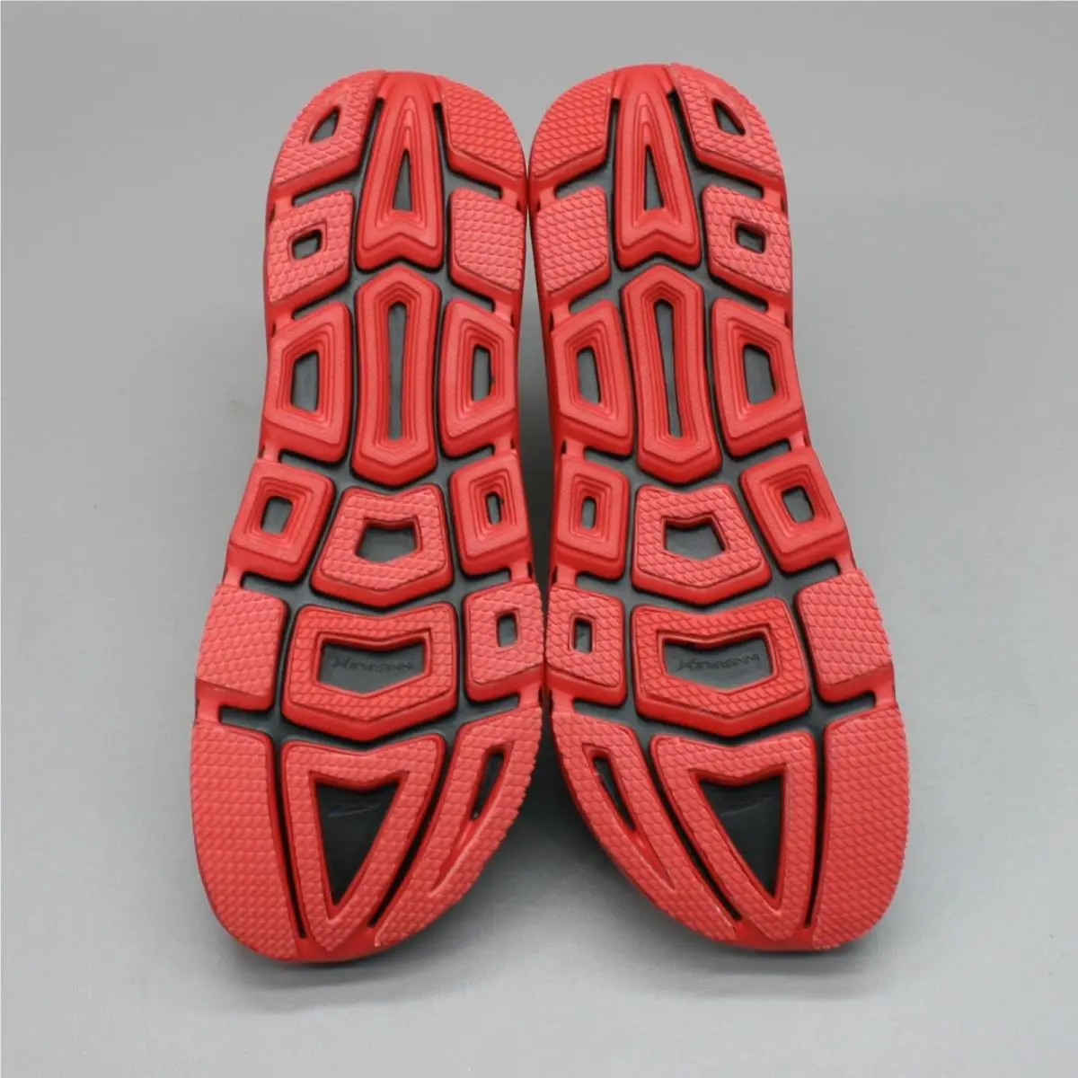 Altra shoes - AFM1838F6MENS - AFM1838F-6 mens - Black and Red 8
