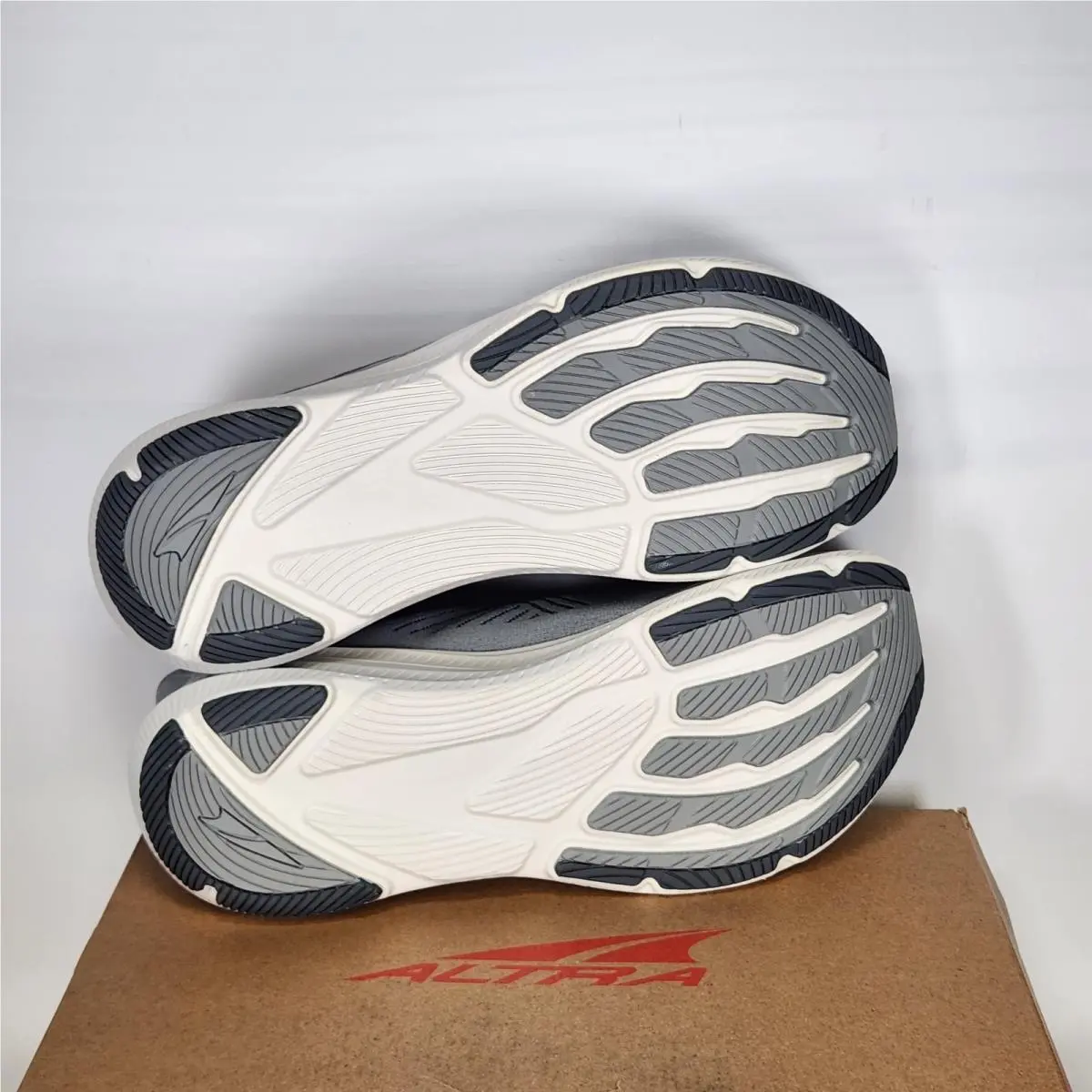 Altra shoes - Gray 3