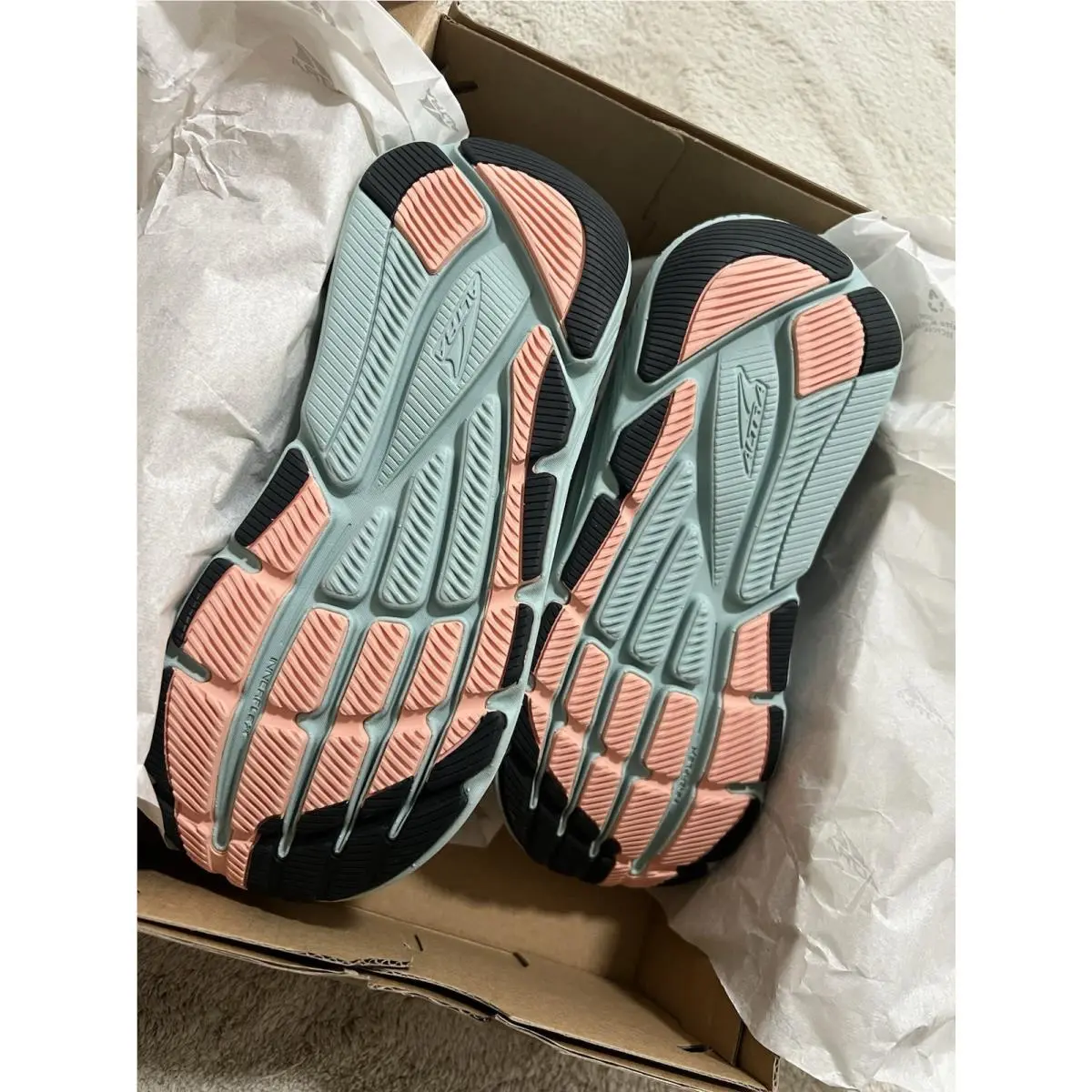 Altra shoes - Altra Via Olympus 2 - Via Olympus - Pink 1