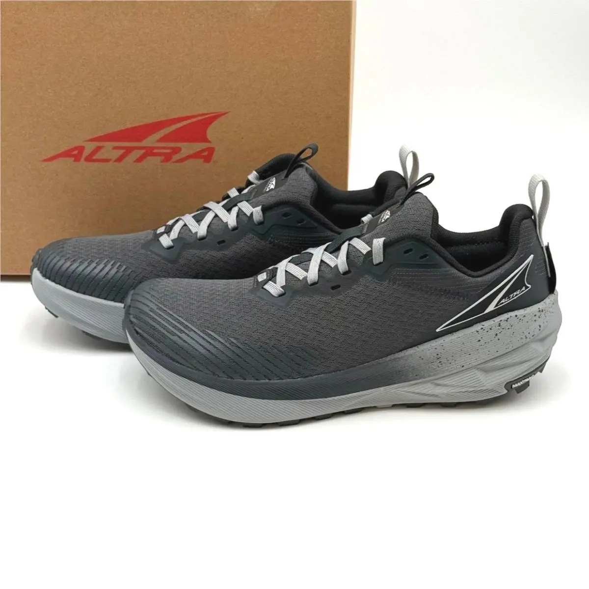 Men`s Size 7.5 / 9 Women`s Altra Experience Wild 2 Trail Running Shoes Grey
