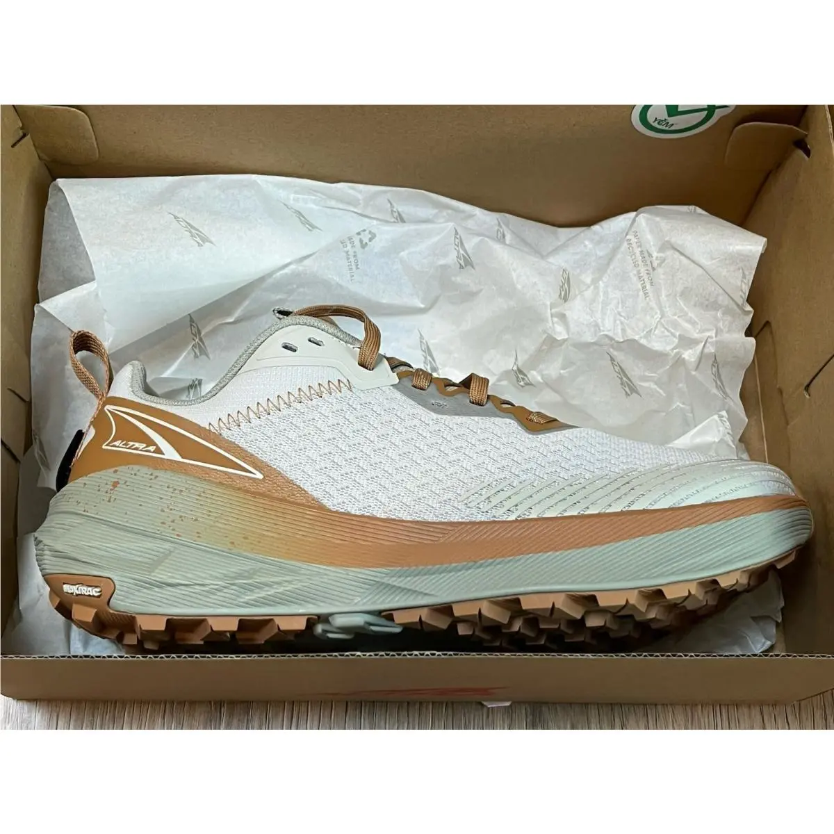 Altra M Experience Wild 2 Men Size 8 Taupe Train Hike Shoes
