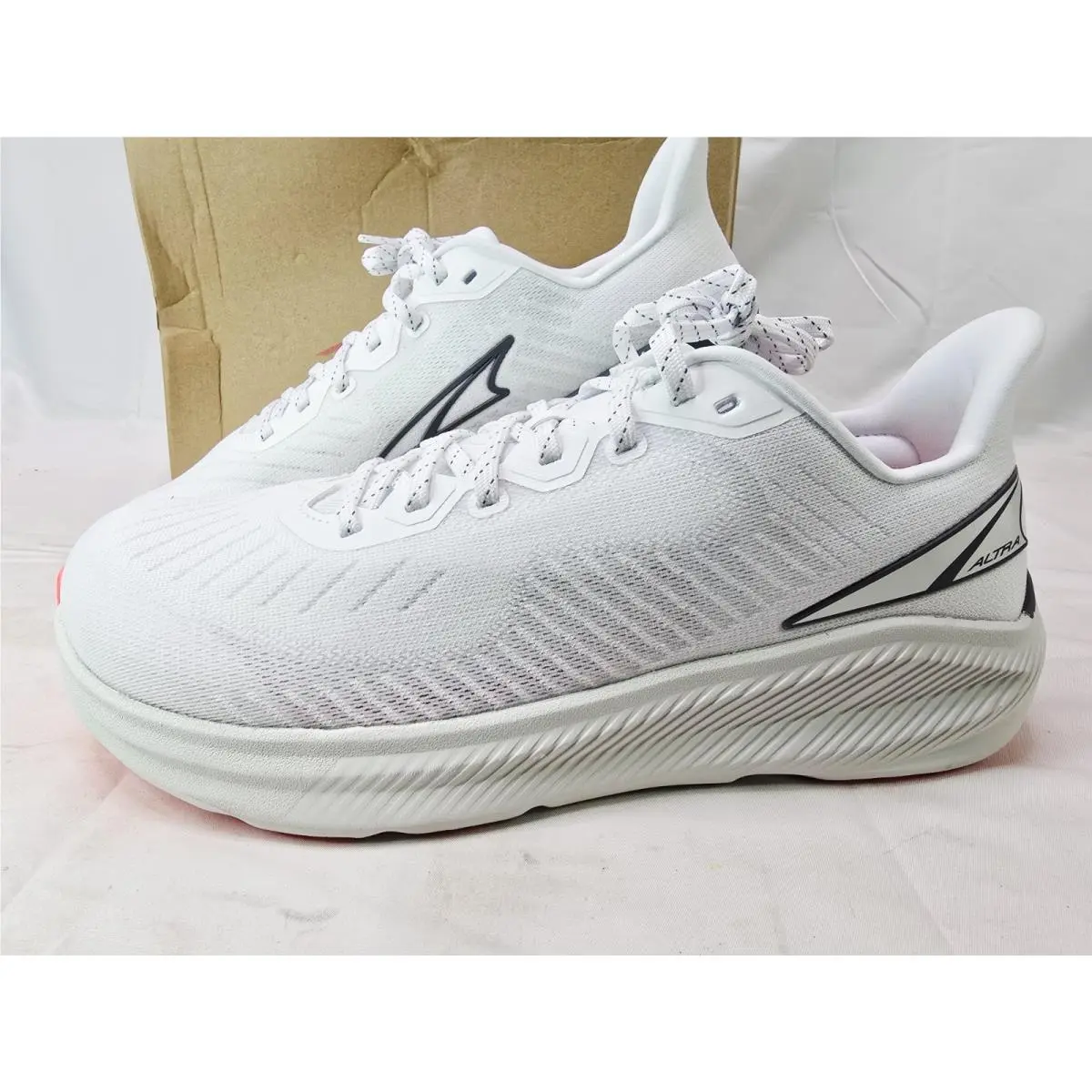 Altra shoes - Altra Experience Form - Experience Form - AL0A85NT161 - White, Coral, Gray 2