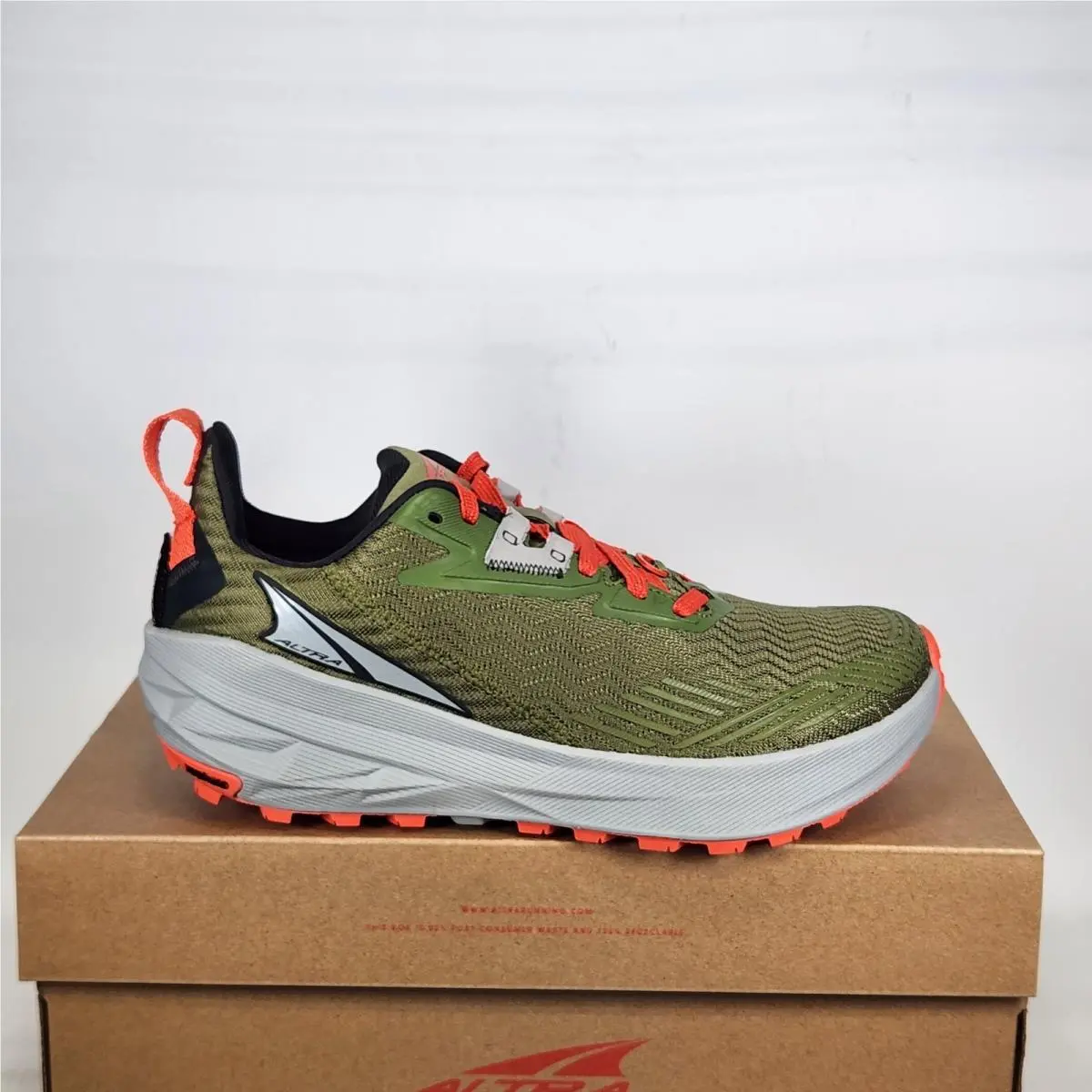 Size 7 - Altra Experience Wild - Dusty Olive - Mens