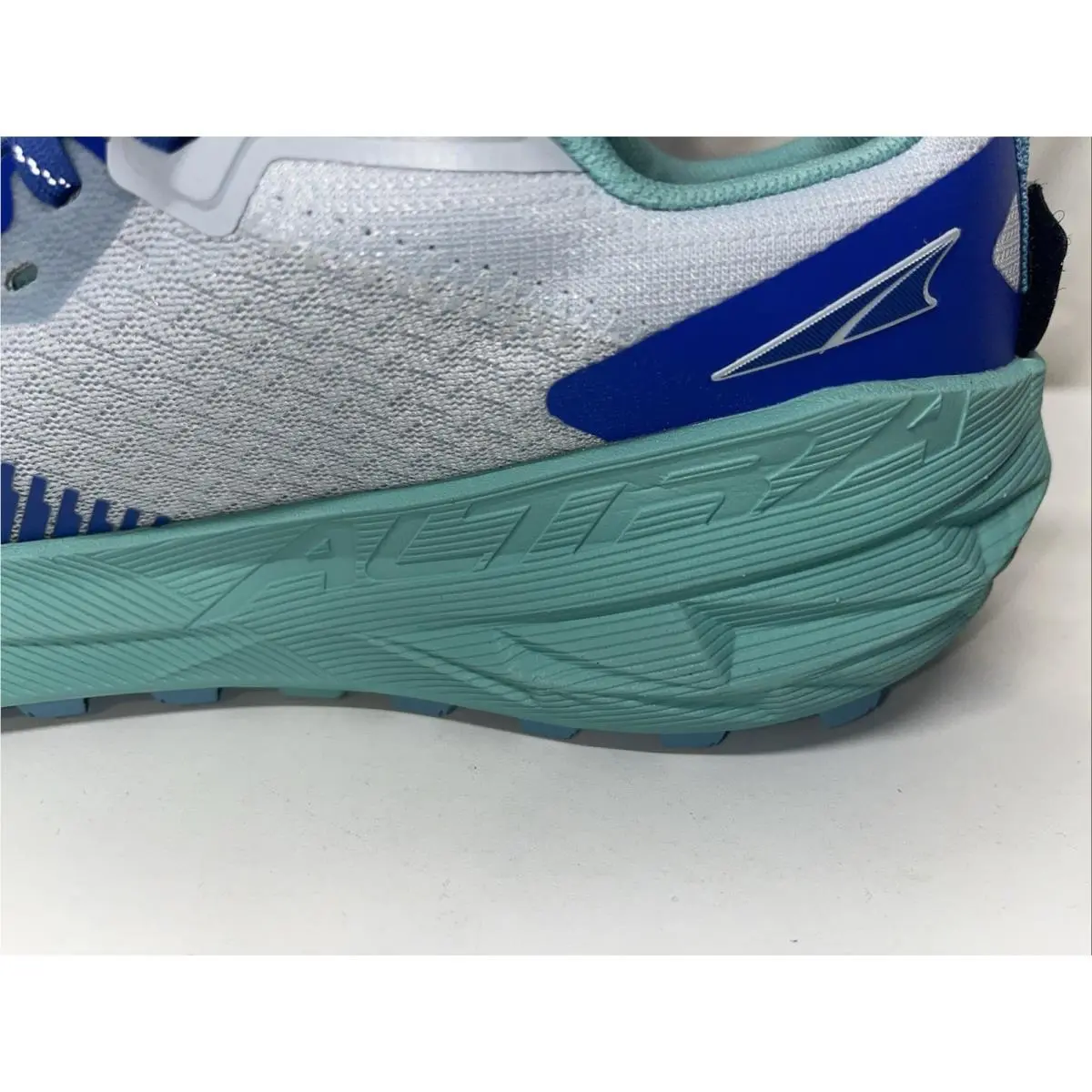 Altra shoes - Altra Experience Wild 2 - Experience Wild - Blue 2