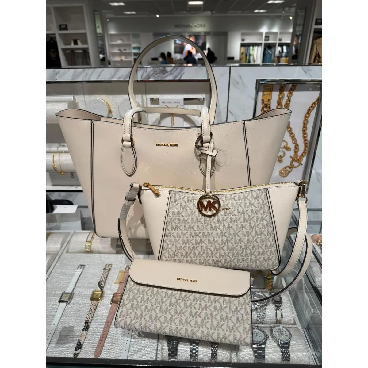 Jet Set Travel Women Large Logo 3-in-1 Tote Shoulder Bag LT Cream by Michael Kors