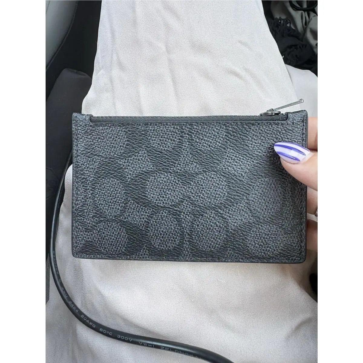 Coach Unisex Black Card Wallet with Zip. Coach Logo Leather Versatile