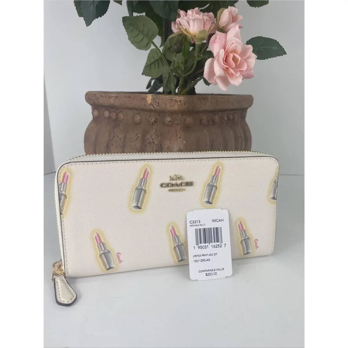 Coach Wallet C3313 Lipstick Print Zip Around Accordion Chalk White W14
