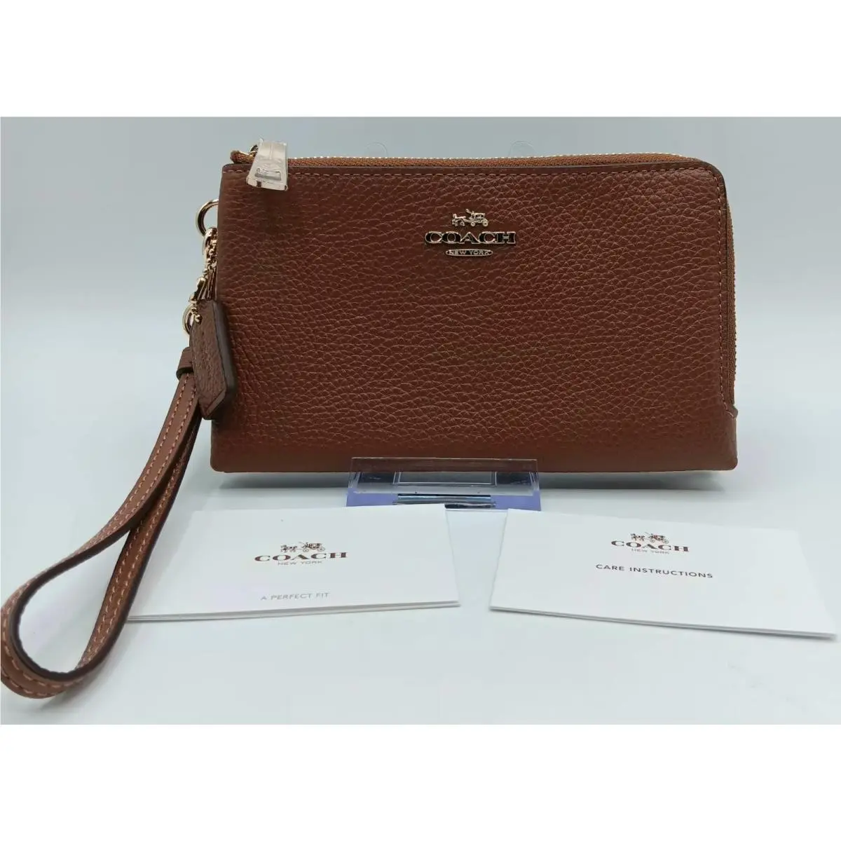 Coach Pebbled Leather Double Corner Zip Bag Camel/brown Wristlet