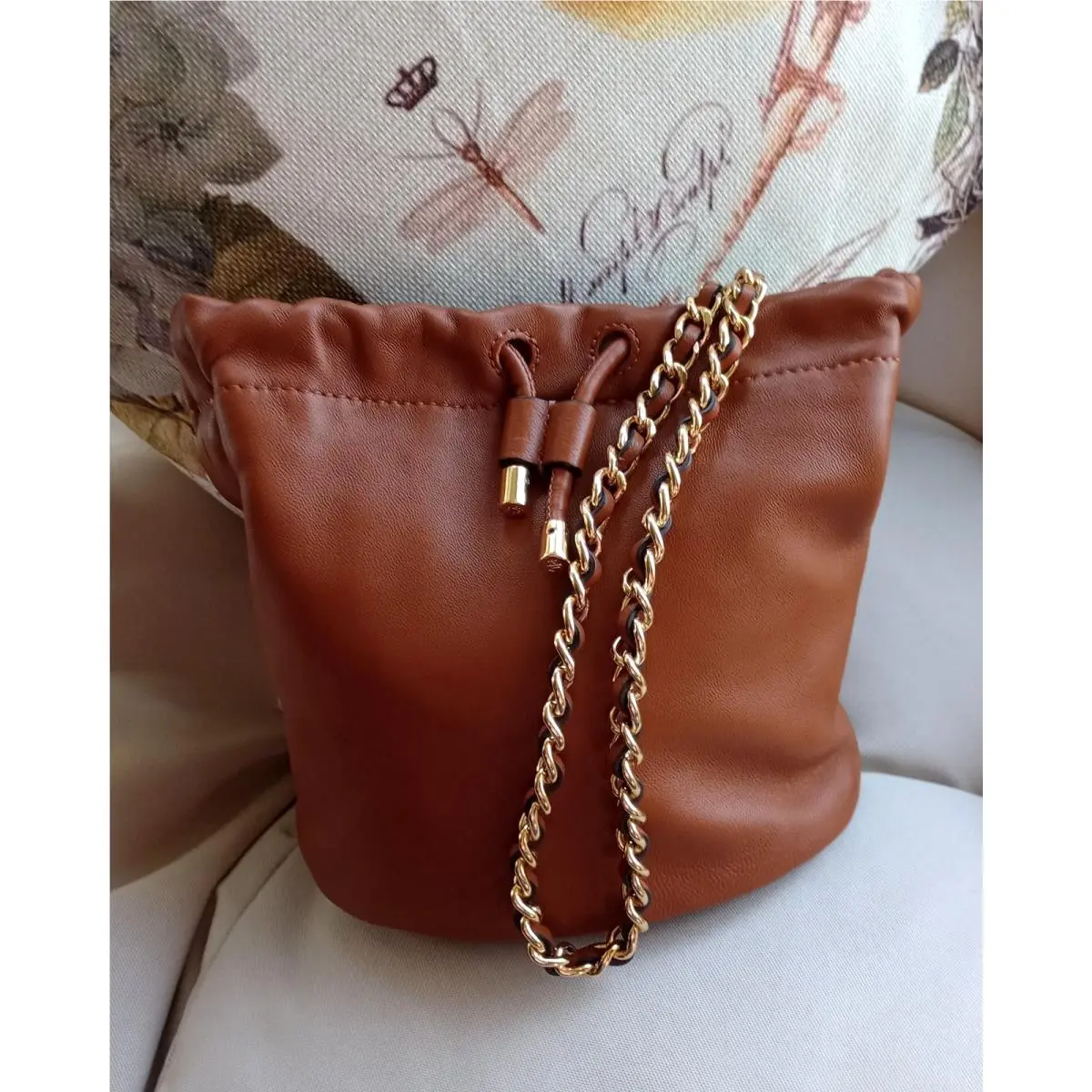 Lauren Ralph Lauren Small Tan Smooth Leather Bucket Bag Gold Chain Crossbody