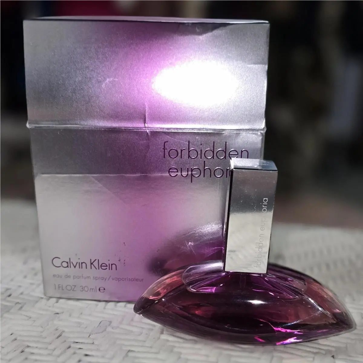 Calvin Klein Forbidden Euphoria 1 oz / 30 ml Edp – Women Box Has Minor Cut
