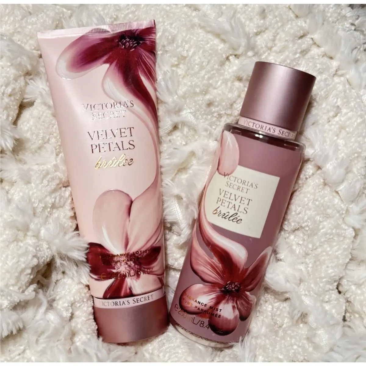 Victoria`s Secret Velvet Petals Brulee Brûlée Body Mist Lotion Set
