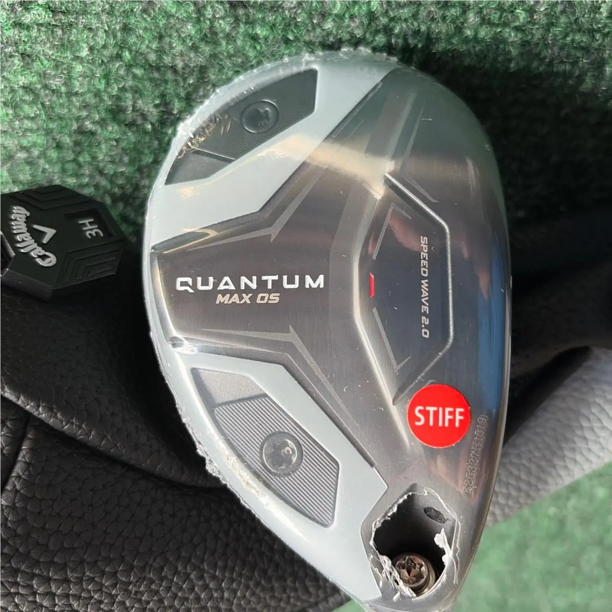 Callaway Quantum Max OS Hybrid 4 20° Denali Frost 70G 6.0 with Headcover