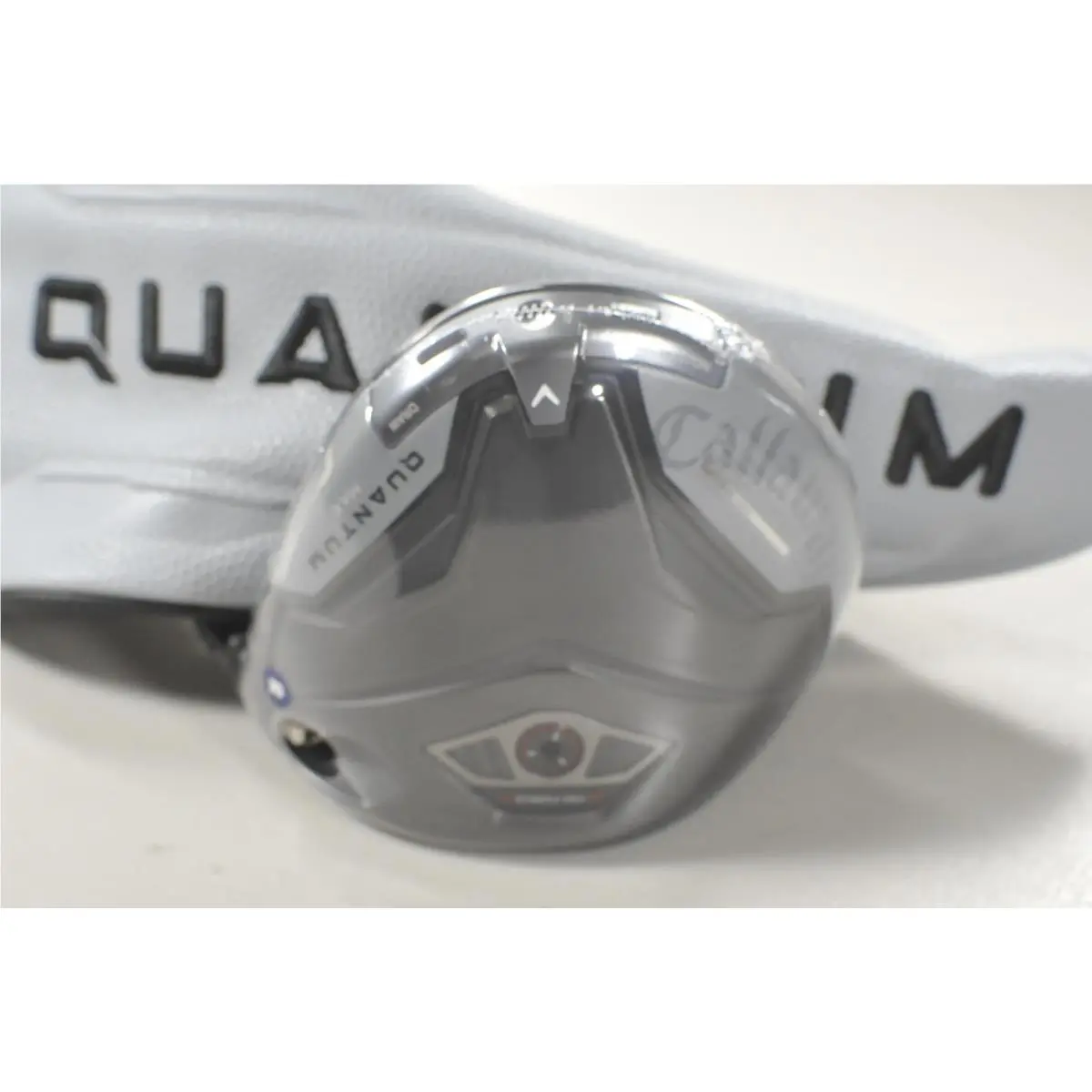 Callaway Quantum Max 10.5 Driver Regular Flex RH Denali Frost 5.5 50g 213525