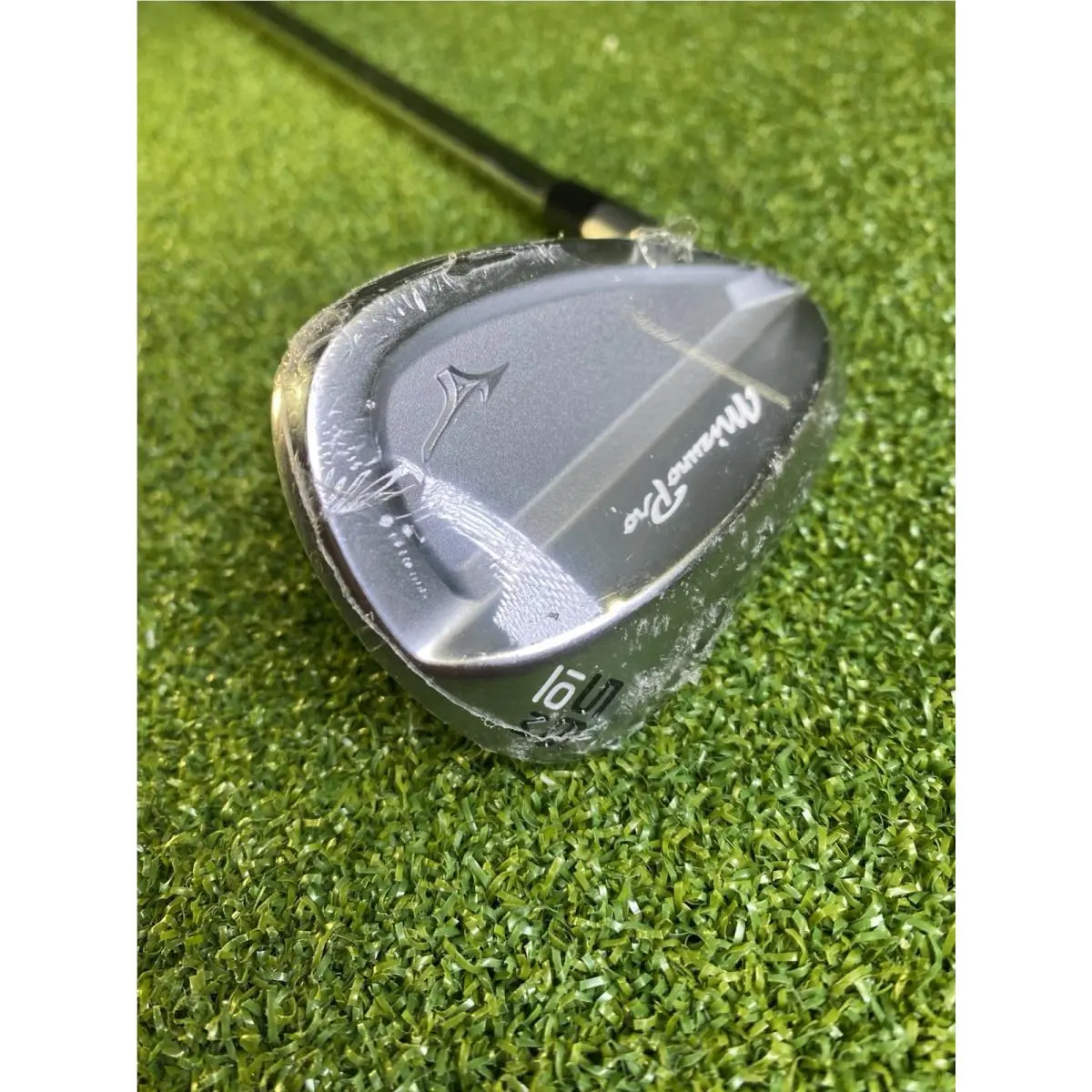 Mizuno  1