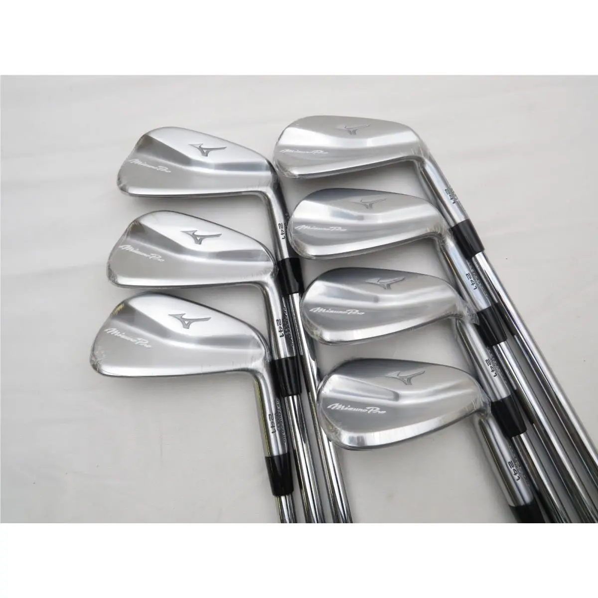 Mizuno  - Pro 241 - Pro 6