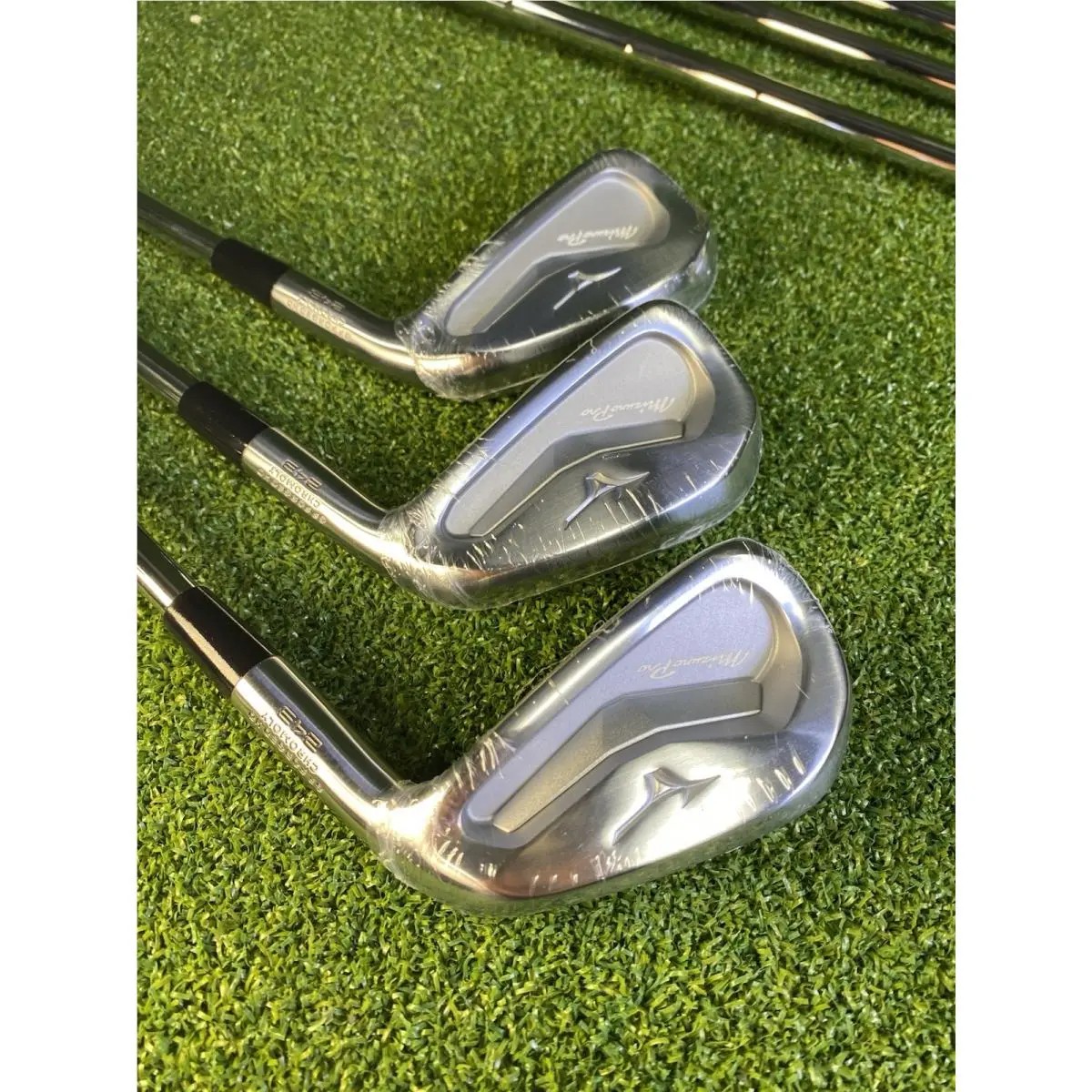 Mizuno  - Pro 243 - Pro - Gold 1