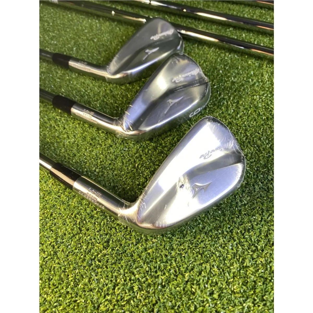 Mizuno  - Pro 241 - Pro - Gold 1