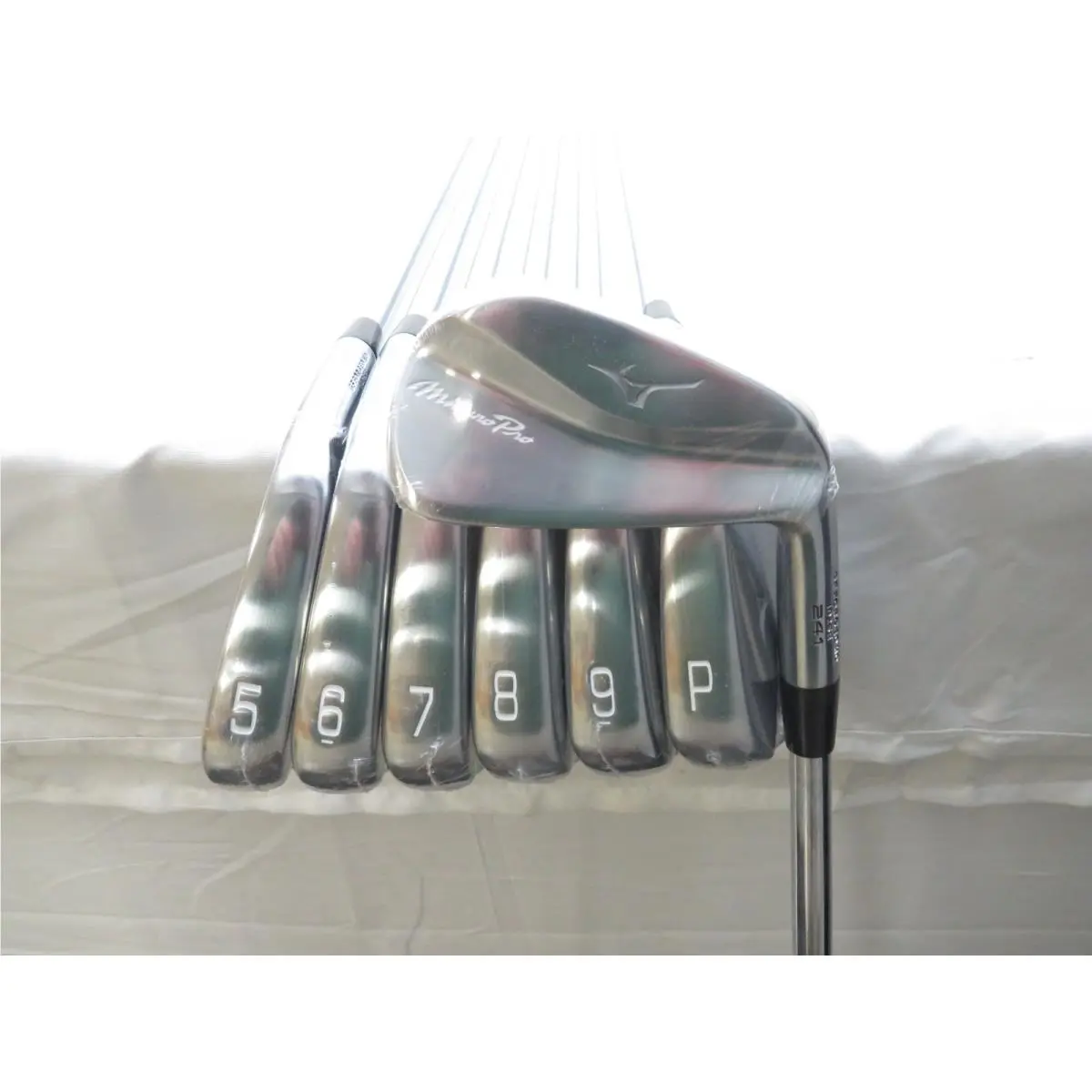 Mizuno Pro 241 Iron Set 4-PW Kbs Tour 120 Stiff Flex Steel Shafts