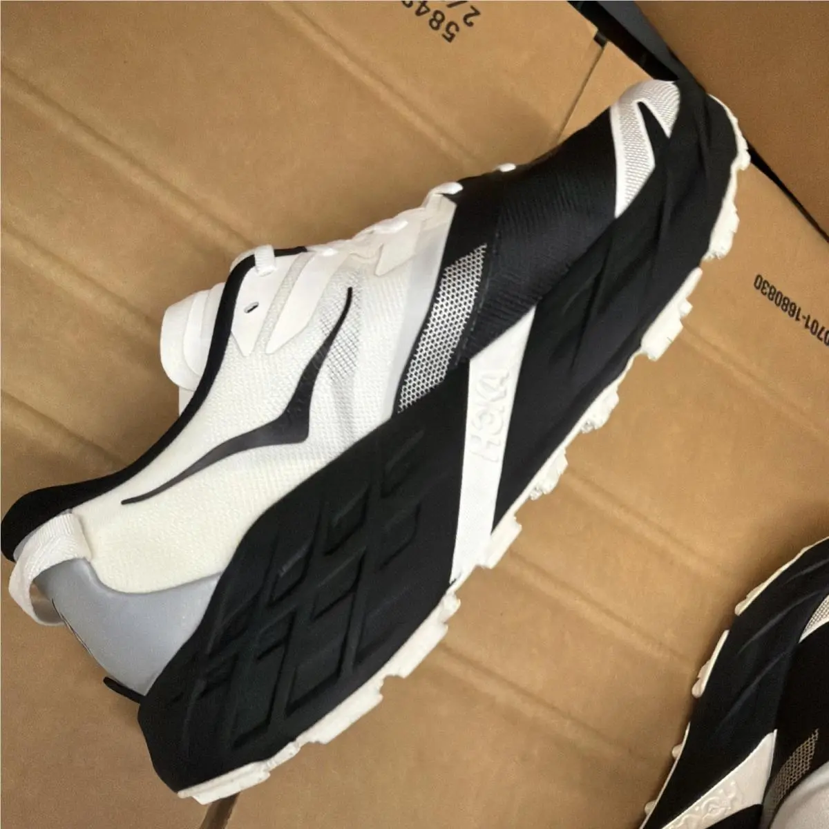 Hoka shoes - HOKA Speedgoat 7 - Speedgoat - White 10