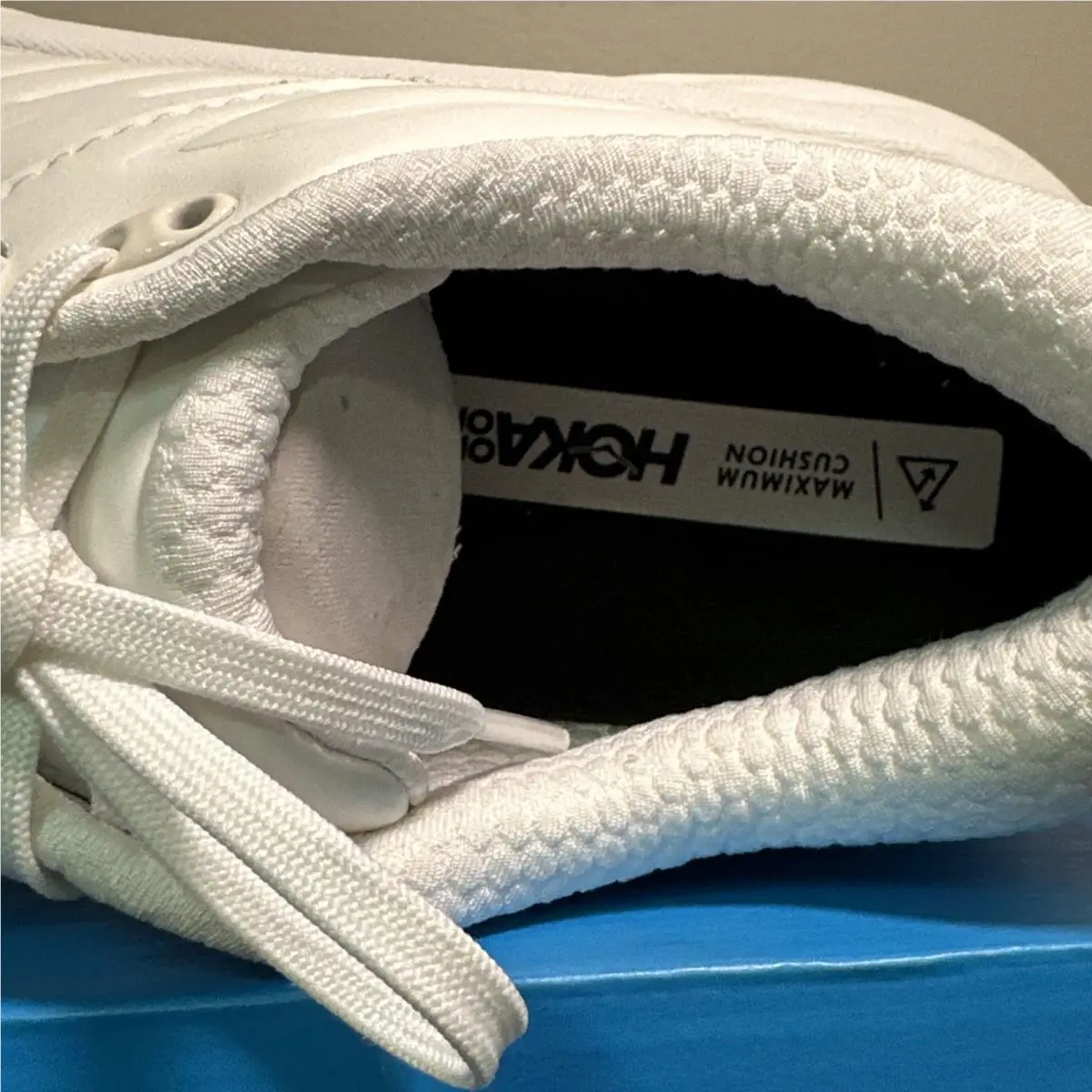 Hoka shoes - Hoka One One Bondi SR Wide - 1110521 - White 9