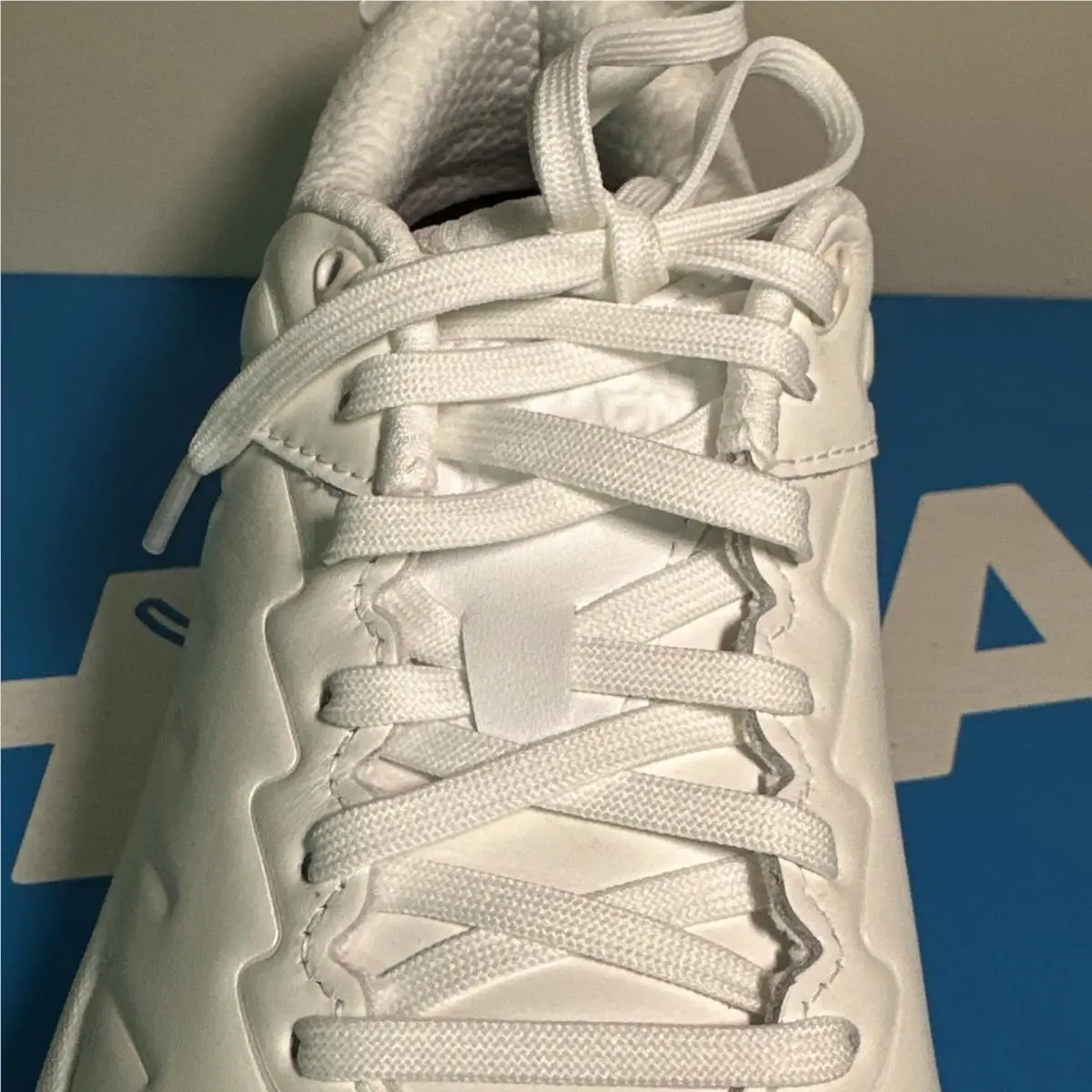 Hoka shoes - Hoka One One Bondi SR Wide - 1110521 - White 10