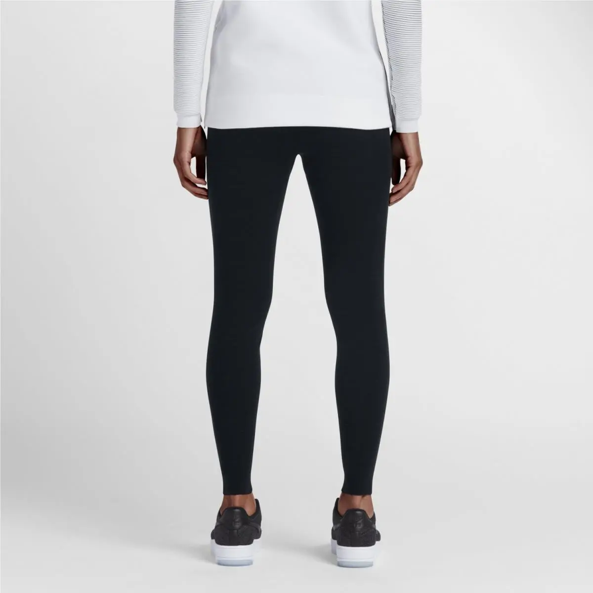 Nike clothing - Black 4