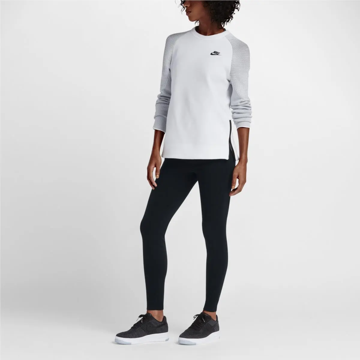 Nike clothing - Black 5