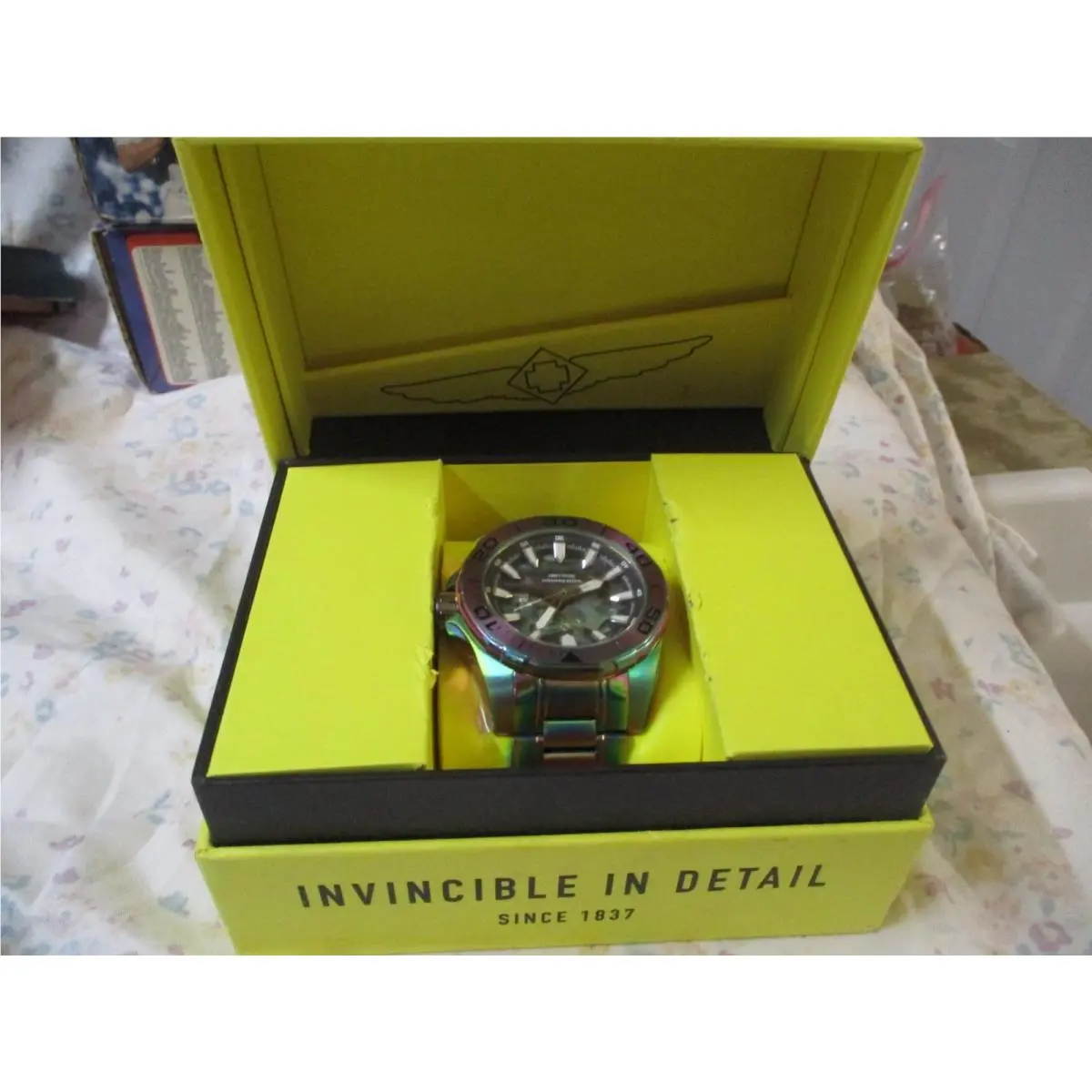 Pro Diver 36276 with Abalone Dial by Invicta