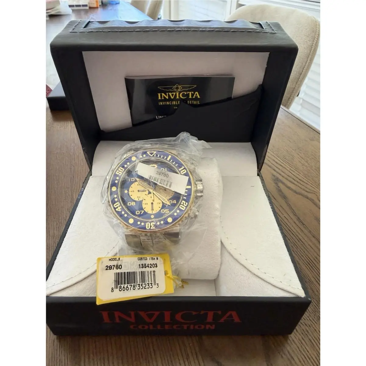 29760 Pro Diver Chronograph Date Blue Dial Stainless Men`s Watch by Invicta