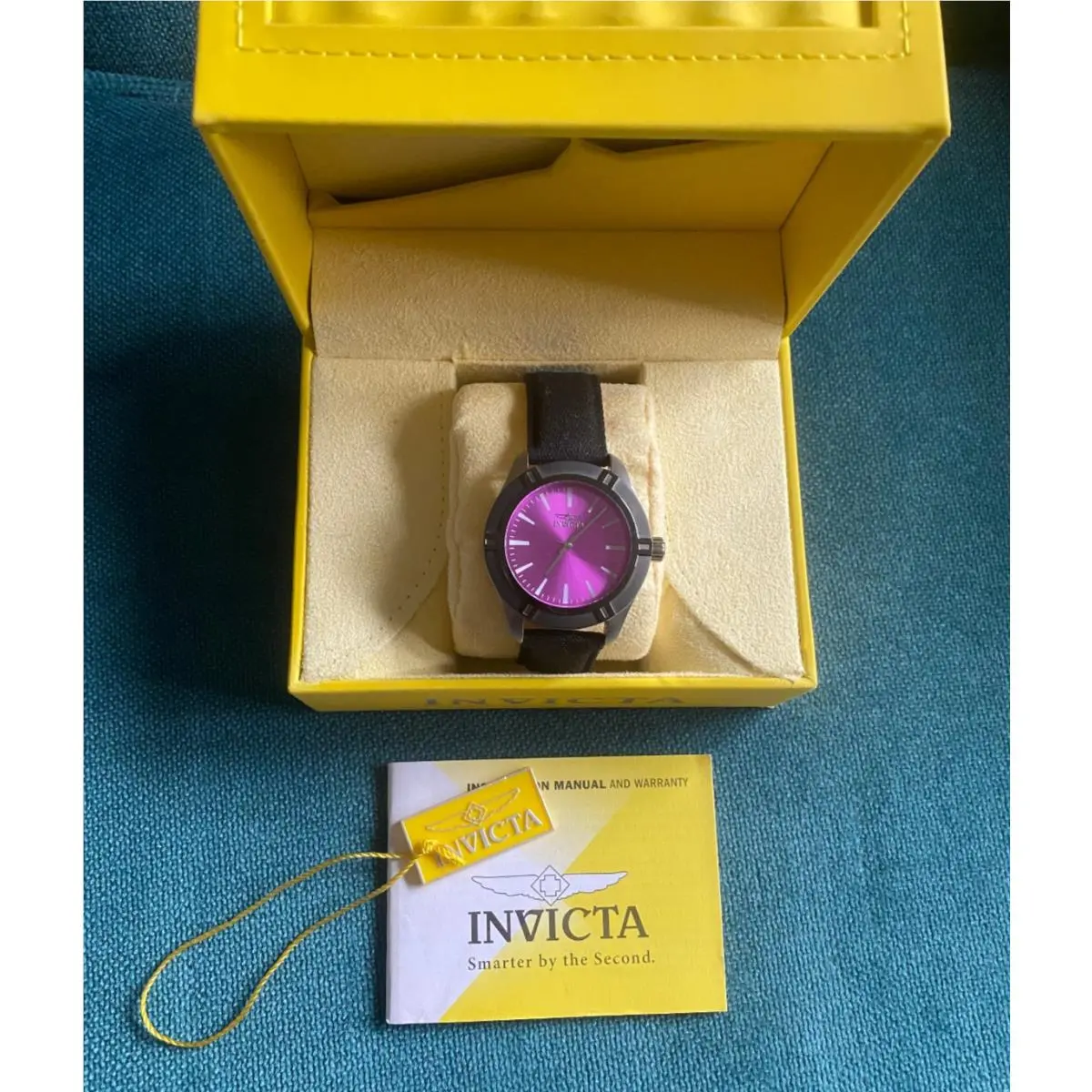 Pro Diver 19458 Men`s Purple Dial Quartz Watch W Box by Invicta